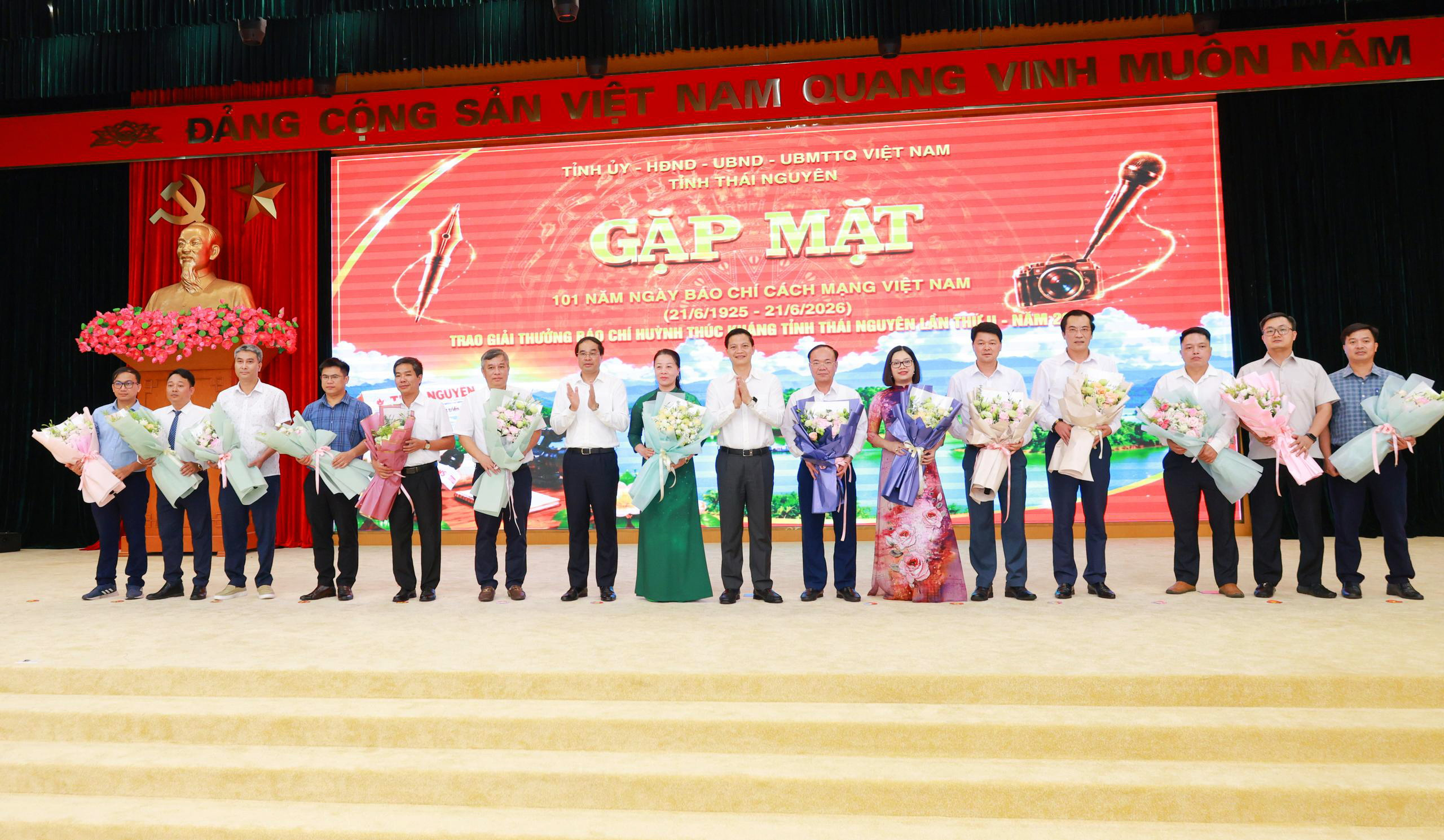 Điểm thông tin chỉ đạo, điều hành nổi bật ngày 19/6/2026