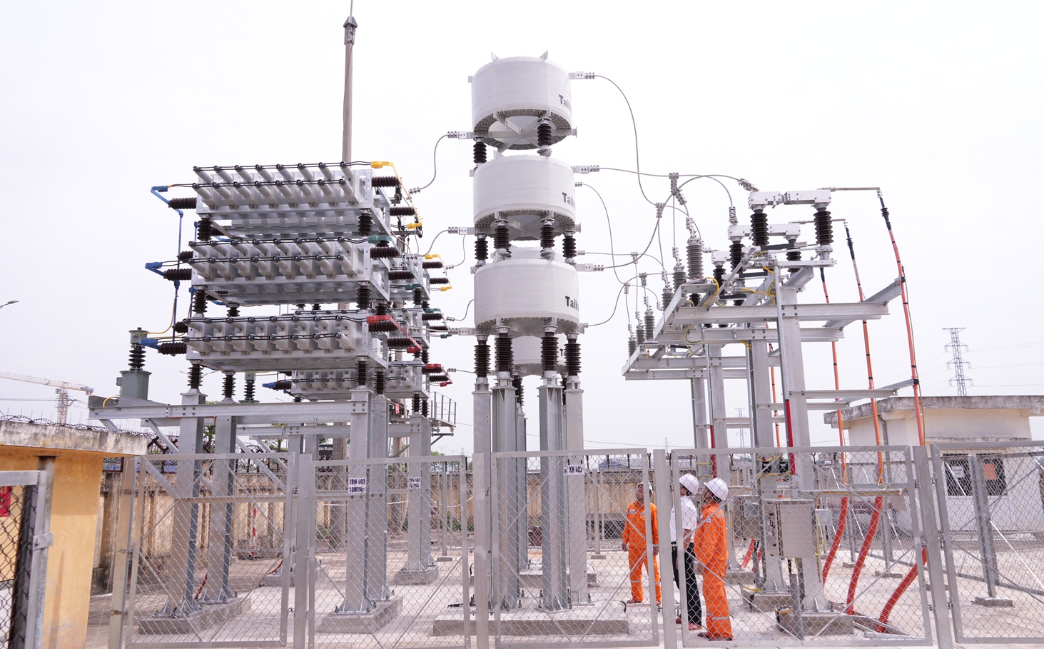 Nâng cao năng lực lưới điện, bảo đảm cung ứng điện ổn định mùa nắng nóng