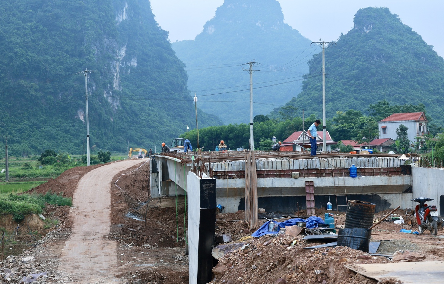 Đẩy nhanh tiến độ giải ngân vốn đầu tư công, tạo động lực cho tăng trưởng
