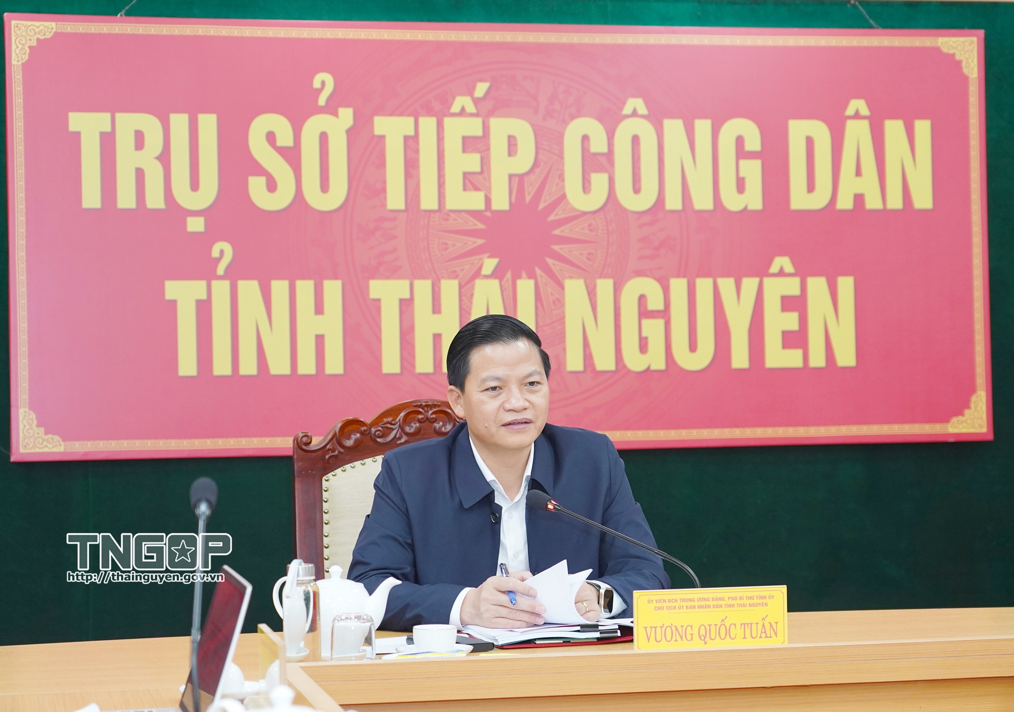Anh-tin-bai