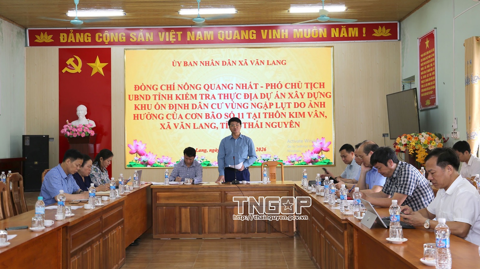 Anh-tin-bai
