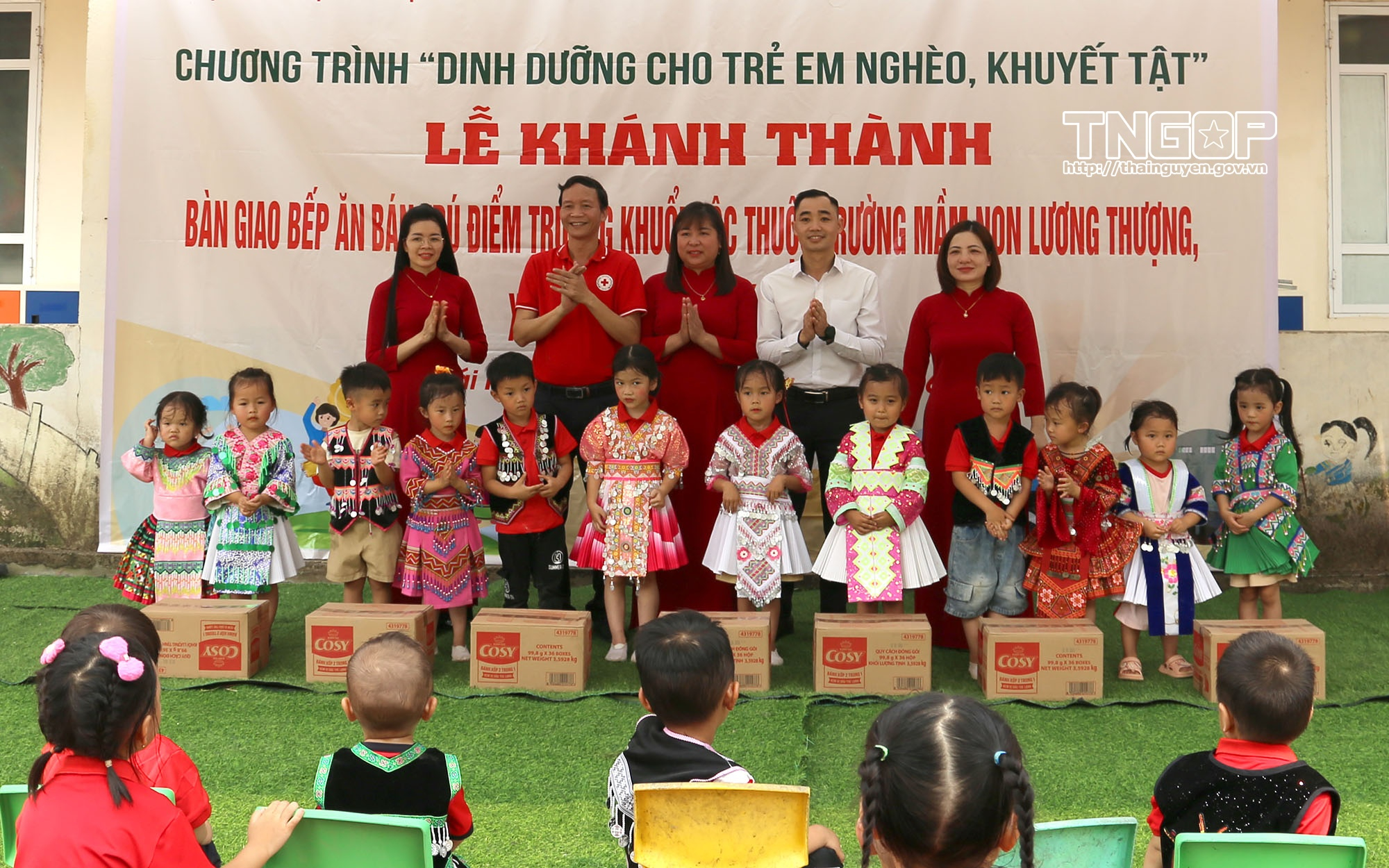Anh-tin-bai