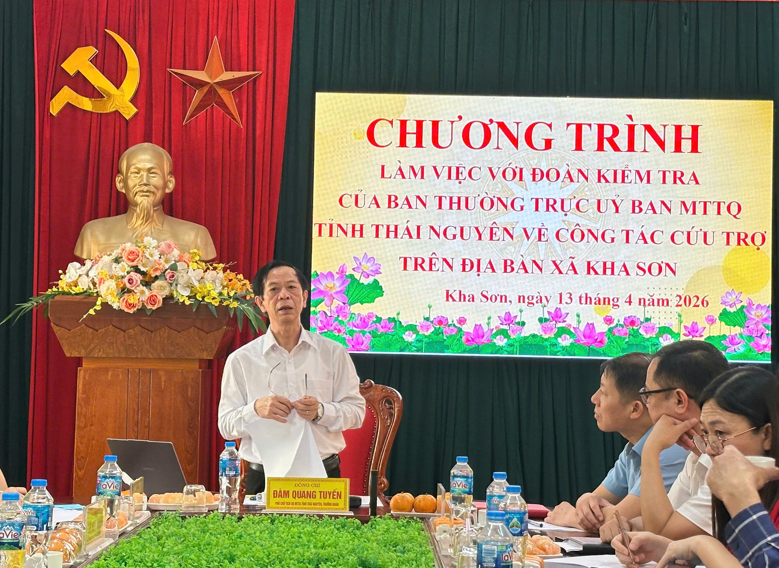 Anh-tin-bai