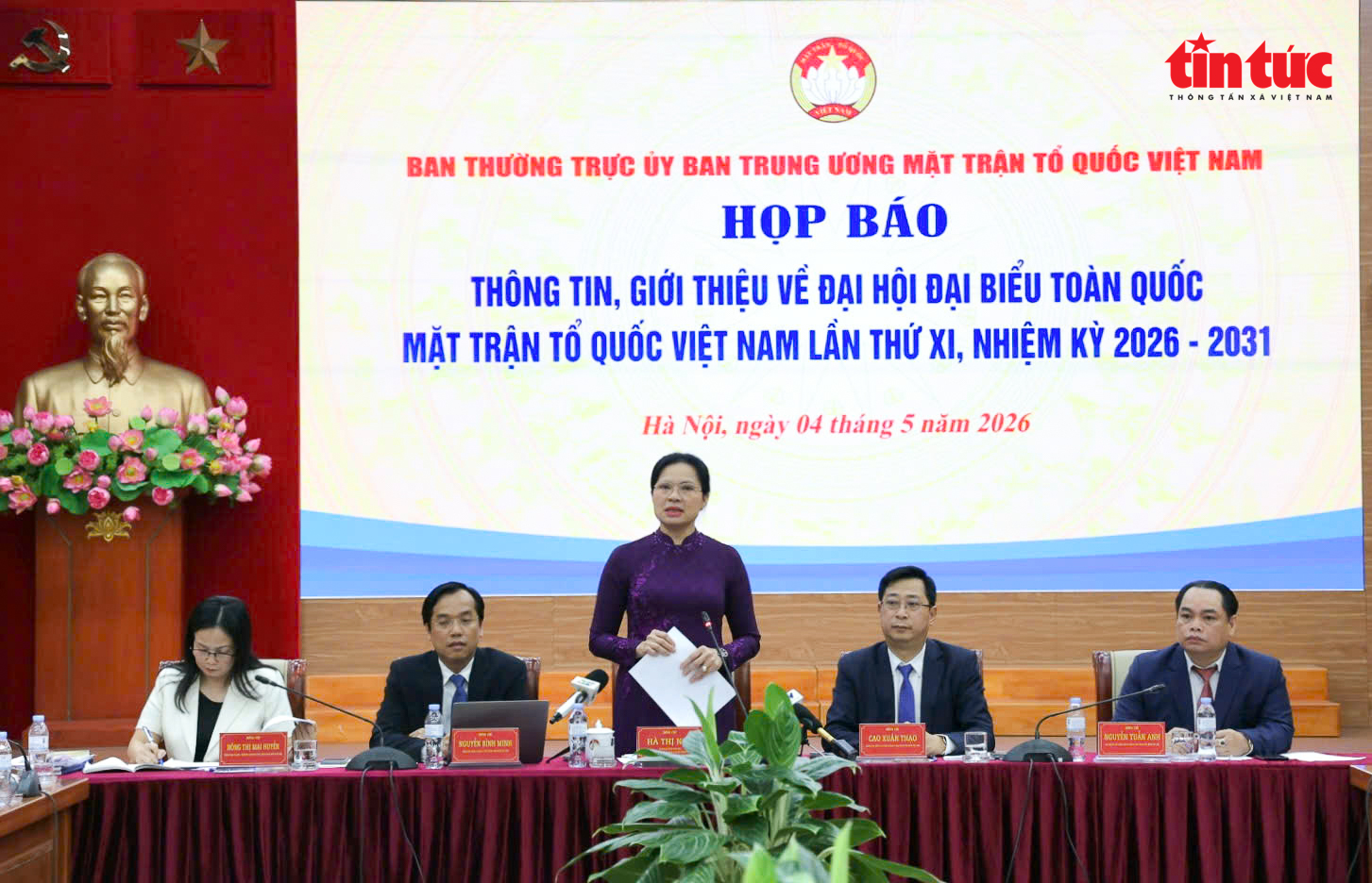 Anh-tin-bai