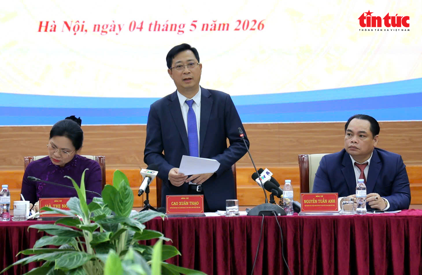 Anh-tin-bai