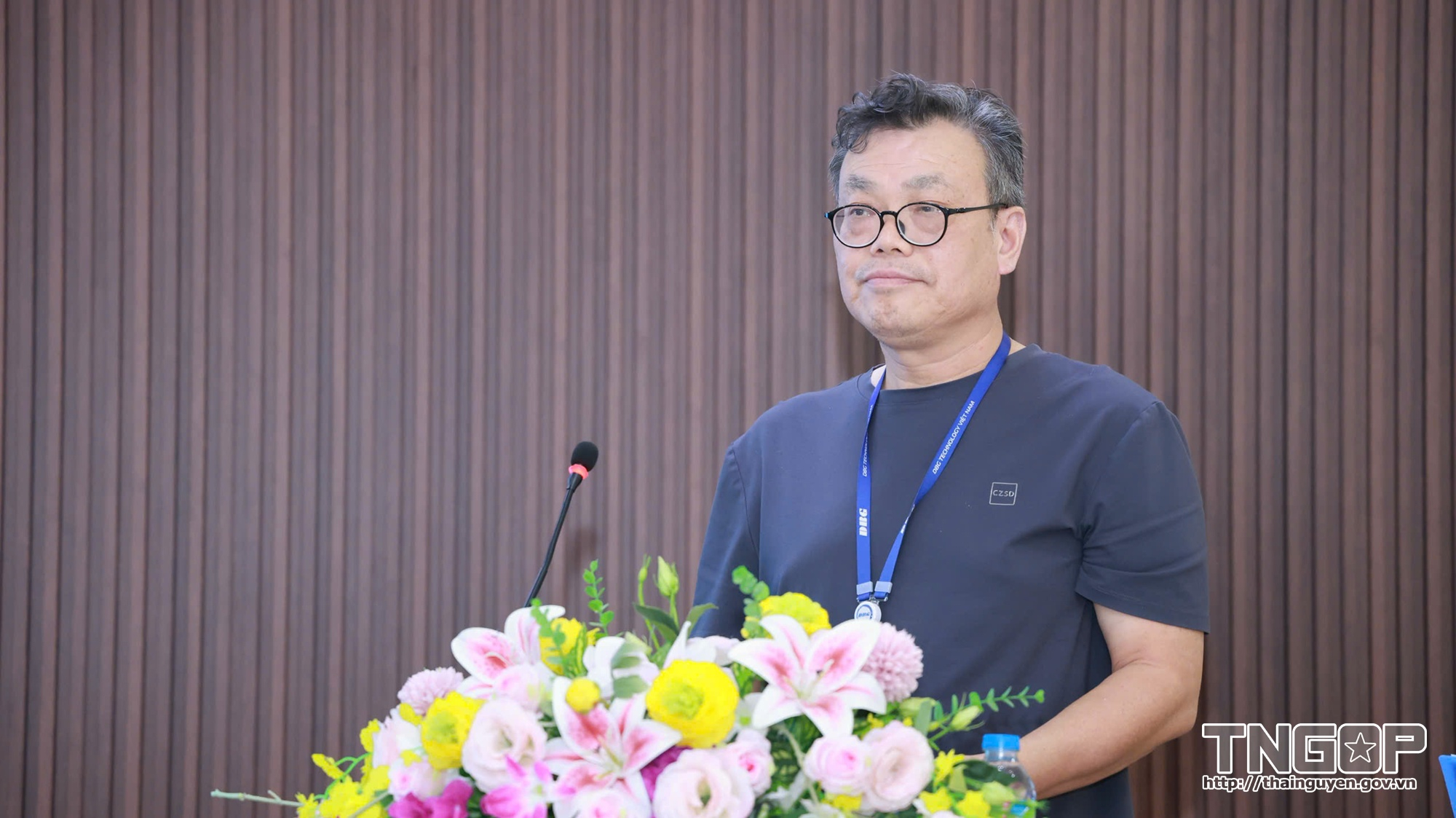 Anh-tin-bai
