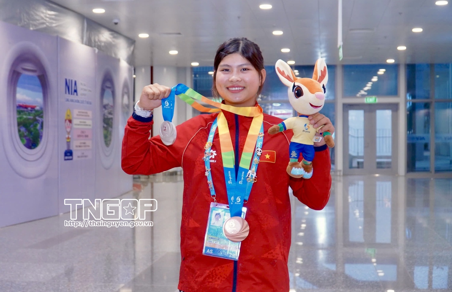 Anh-tin-bai