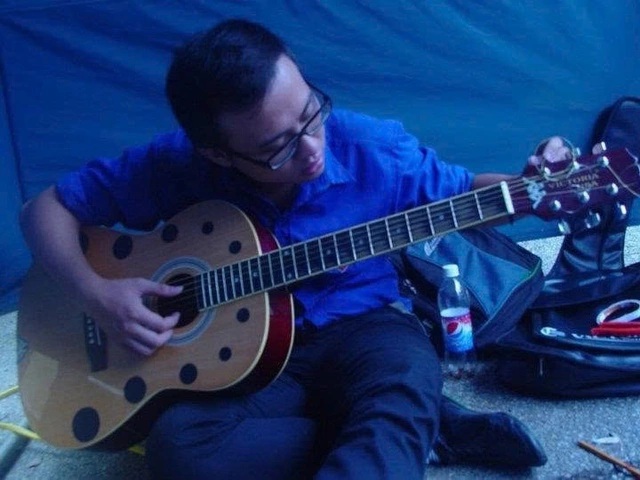 Anh-tin-bai