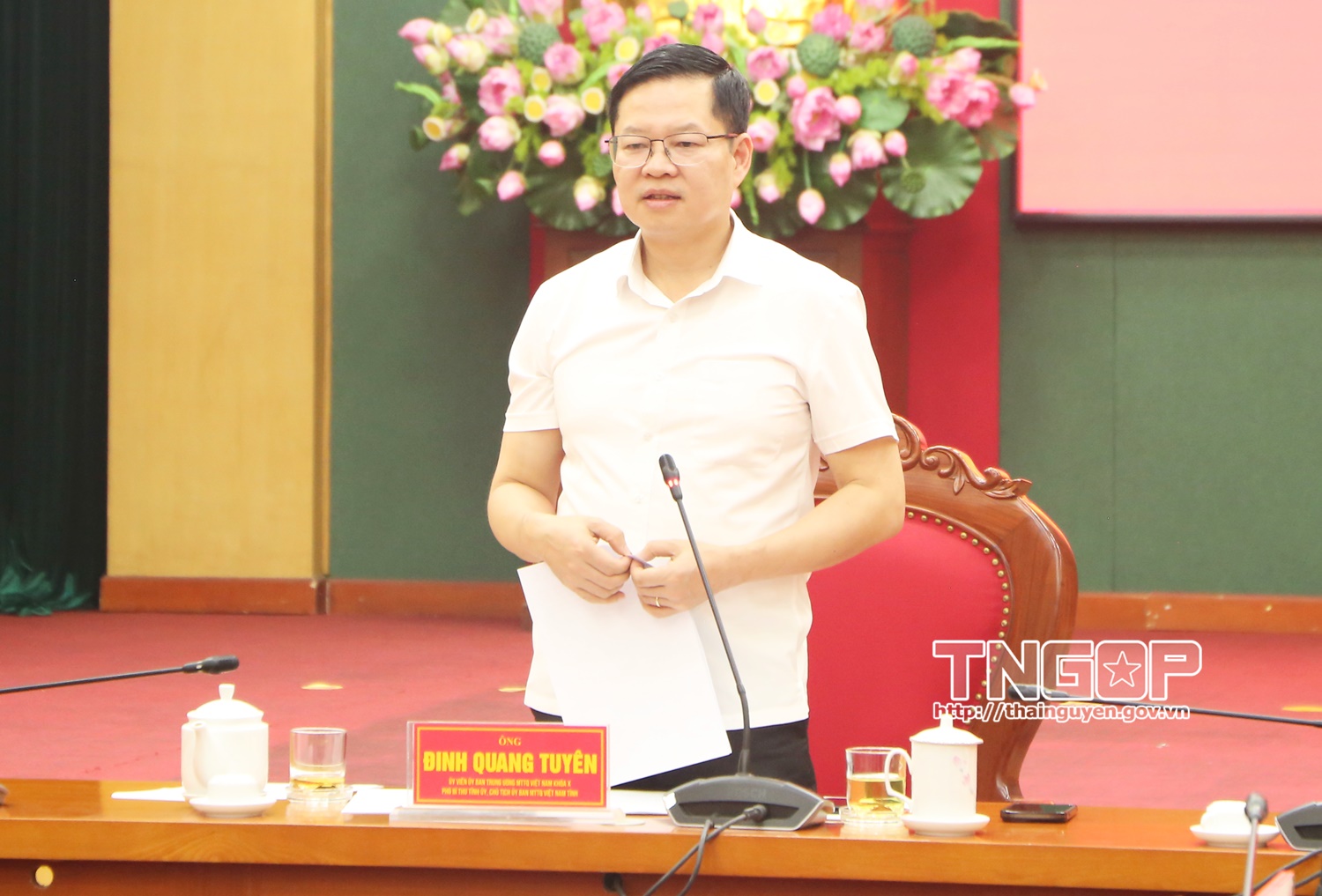 Anh-tin-bai
