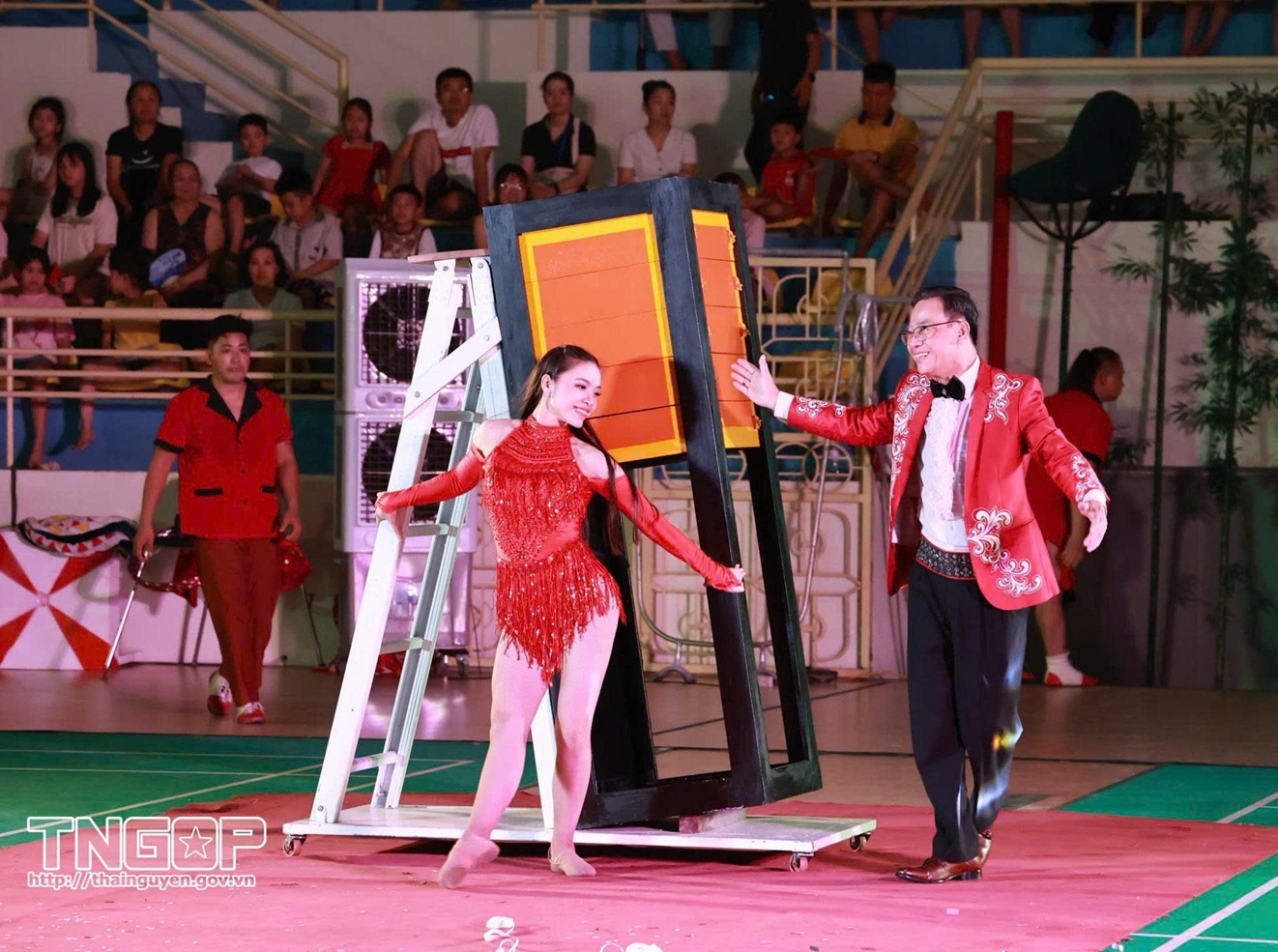 Anh-tin-bai