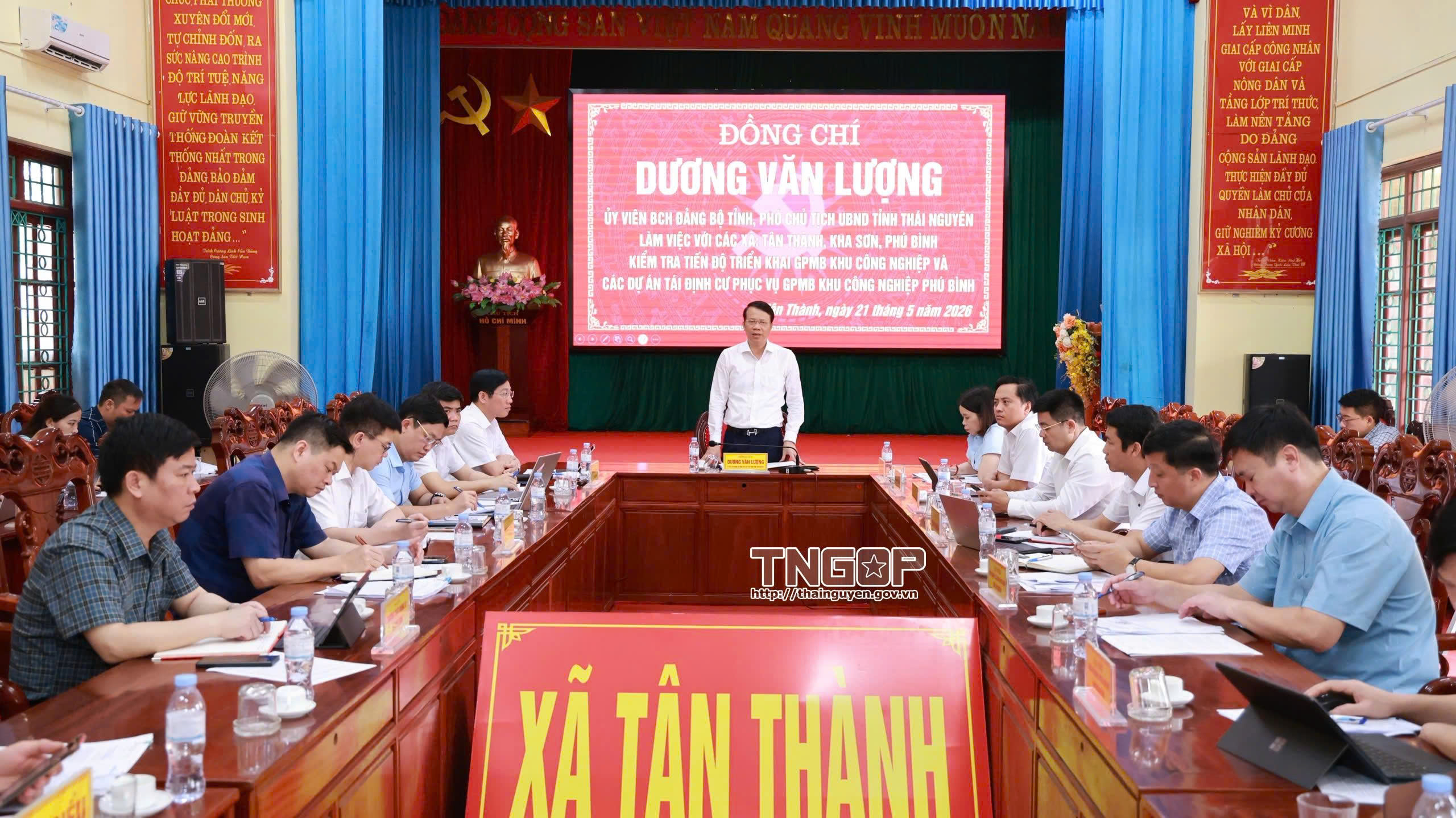 Anh-tin-bai