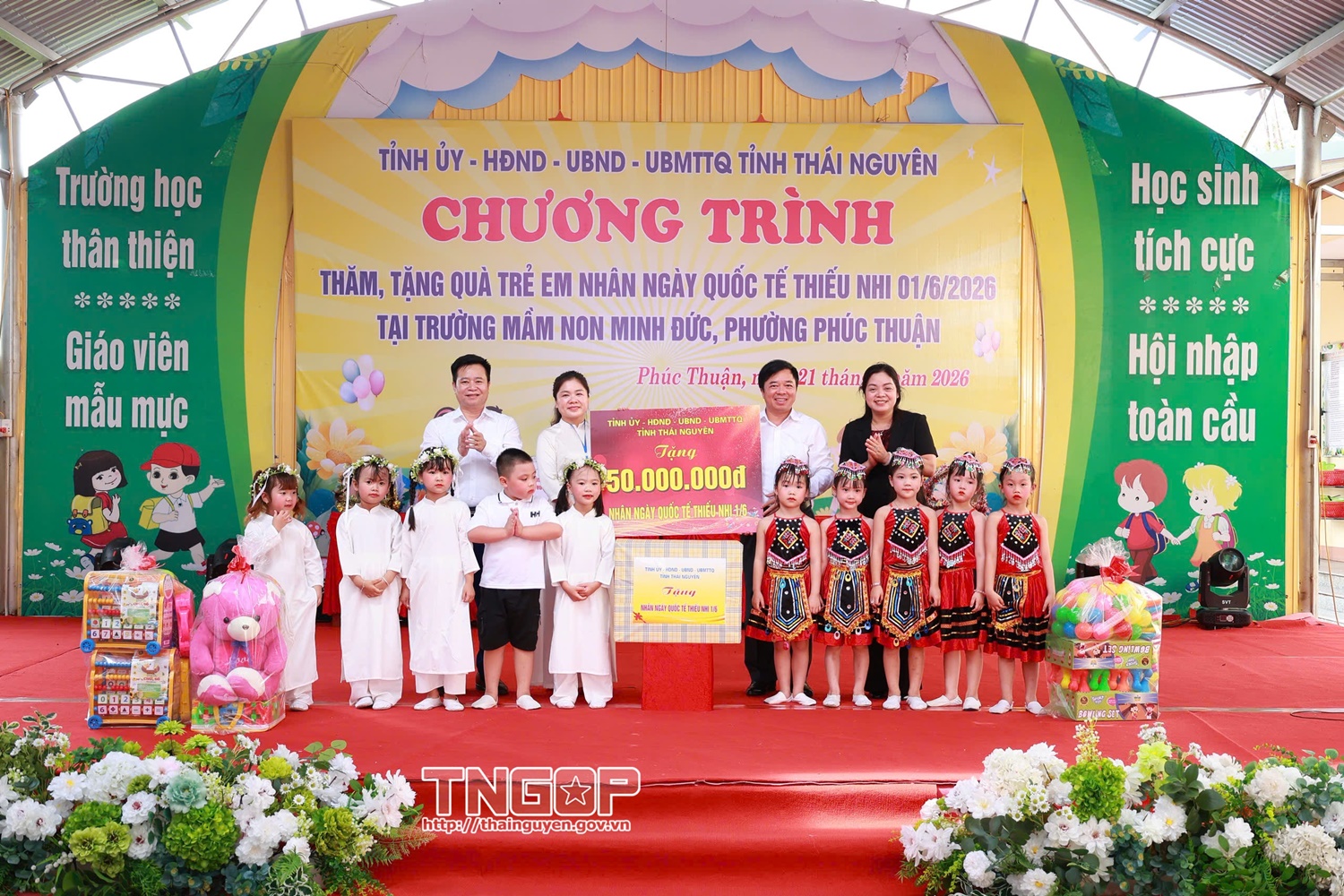 Anh-tin-bai
