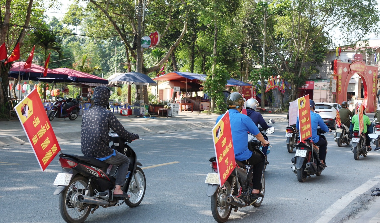 Anh-tin-bai