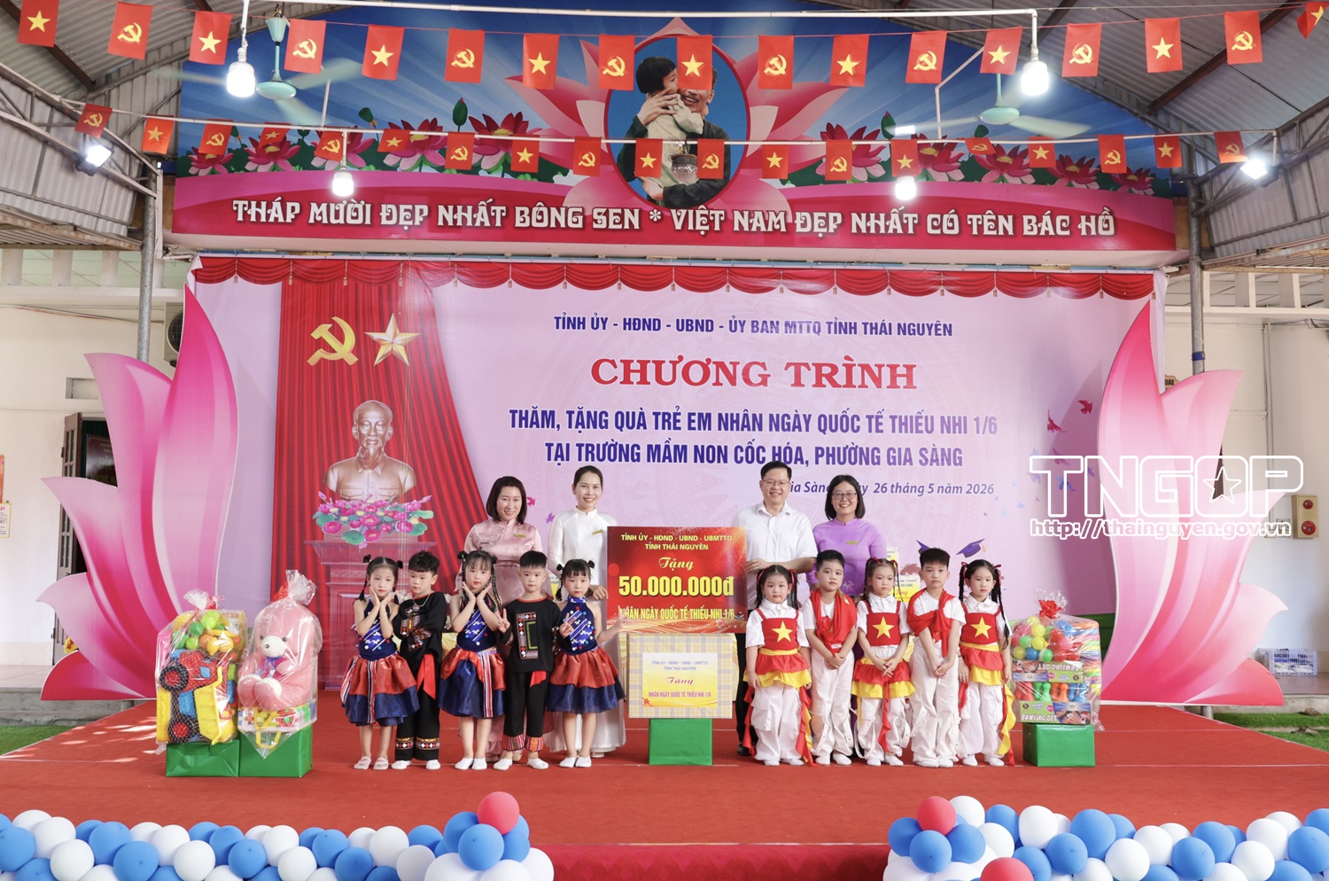 Anh-tin-bai
