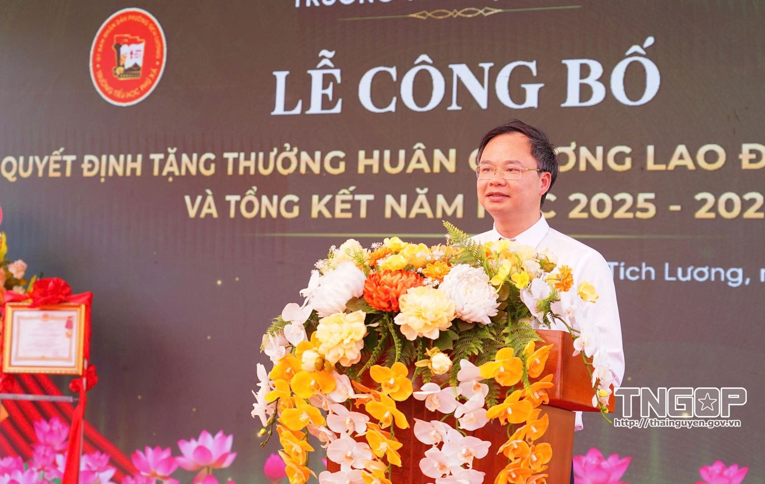 Anh-tin-bai