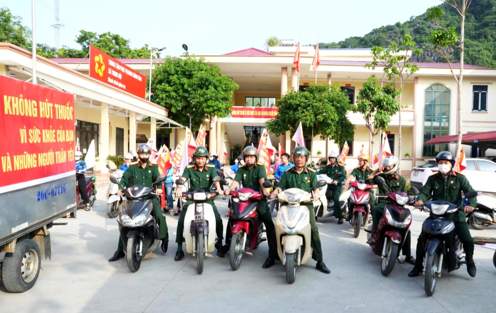 Anh-tin-bai