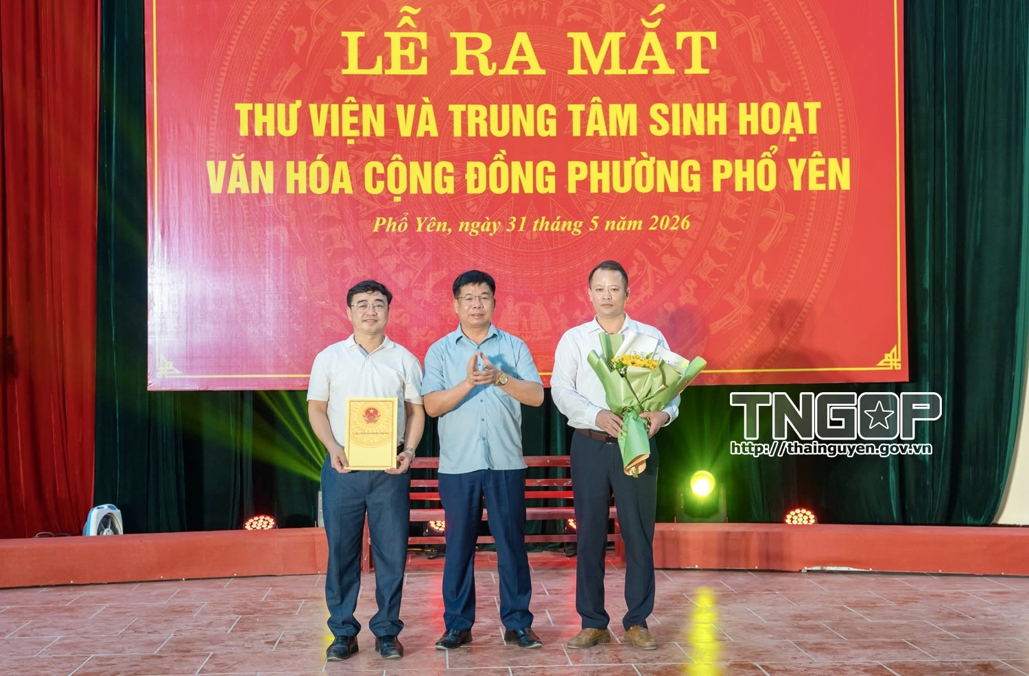 Anh-tin-bai