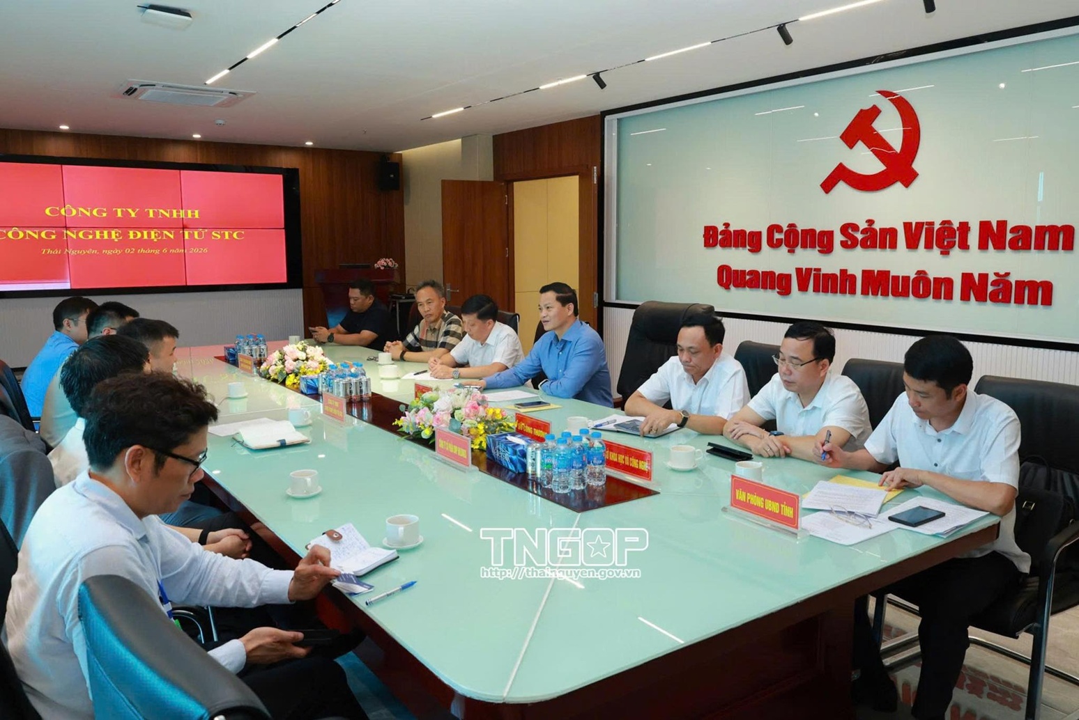 Anh-tin-bai