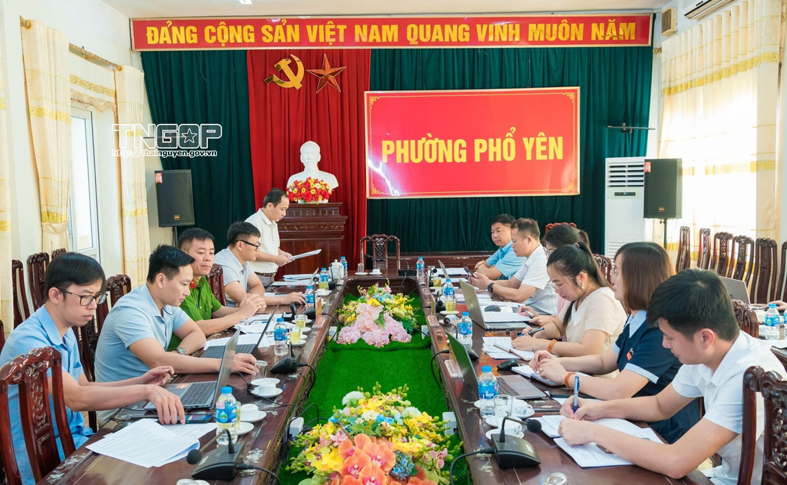 Anh-tin-bai