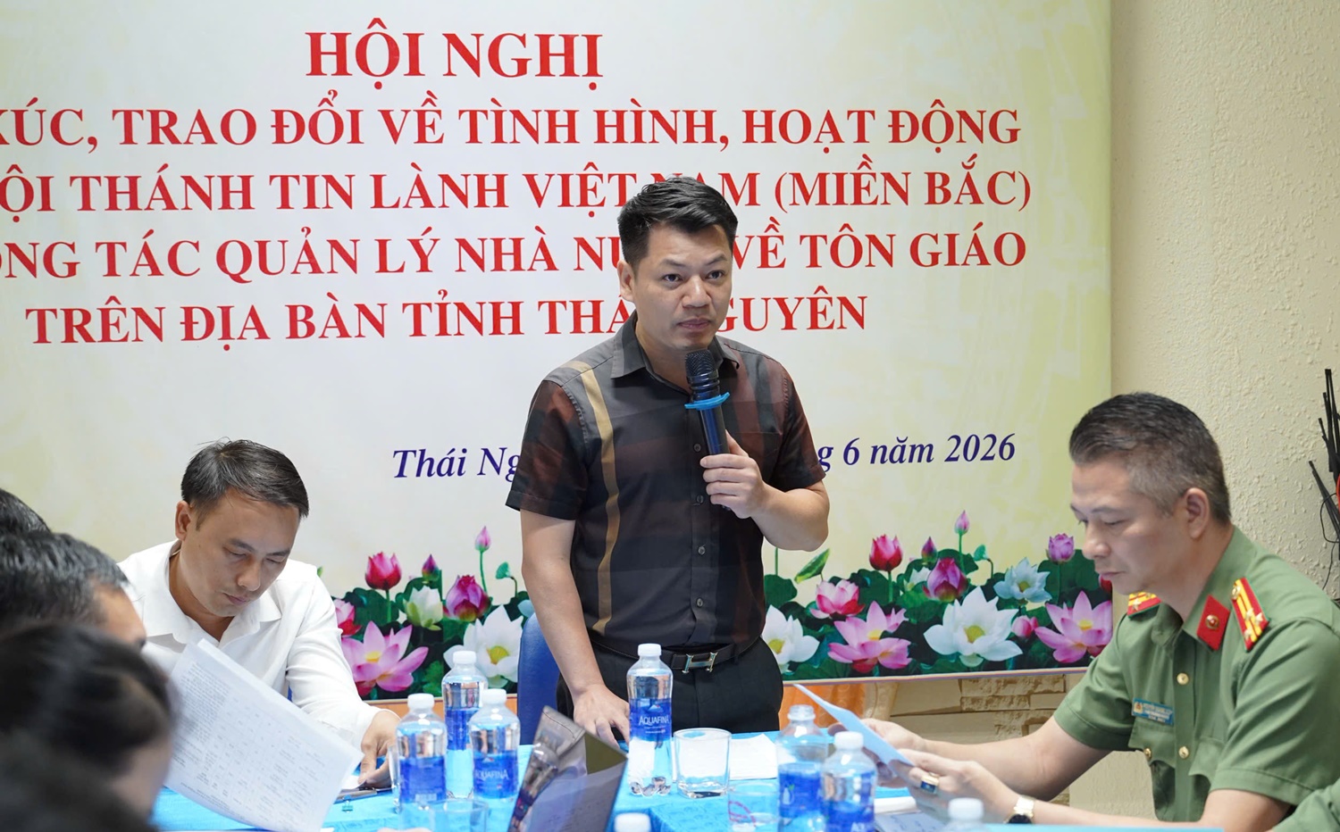 Anh-tin-bai