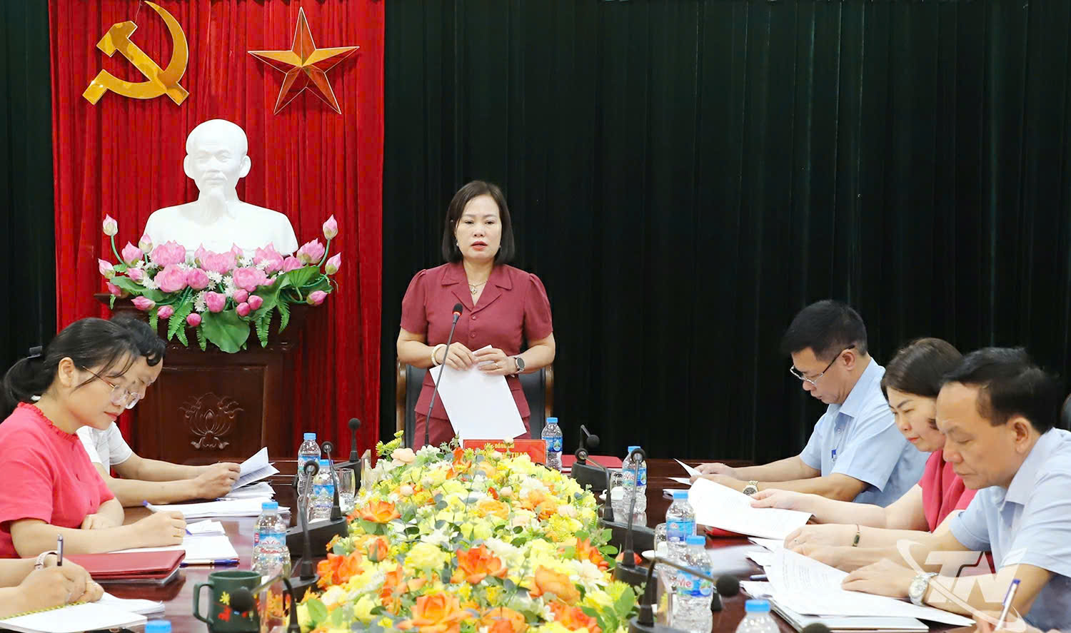 Anh-tin-bai