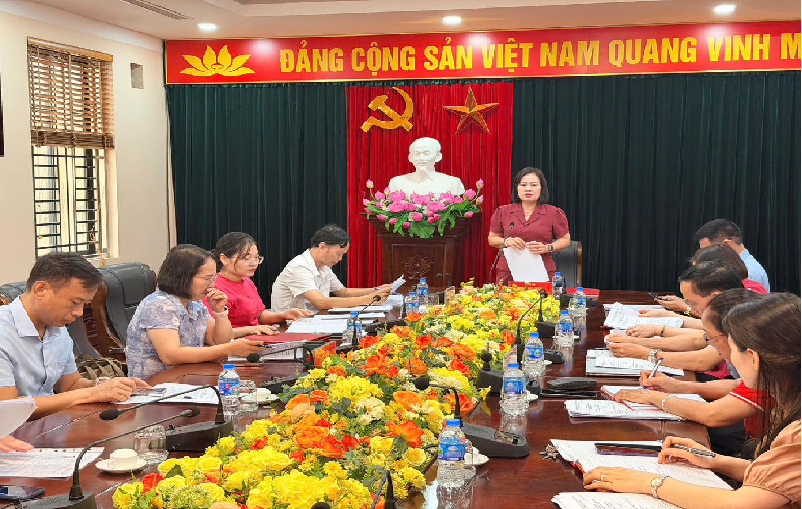 Anh-tin-bai