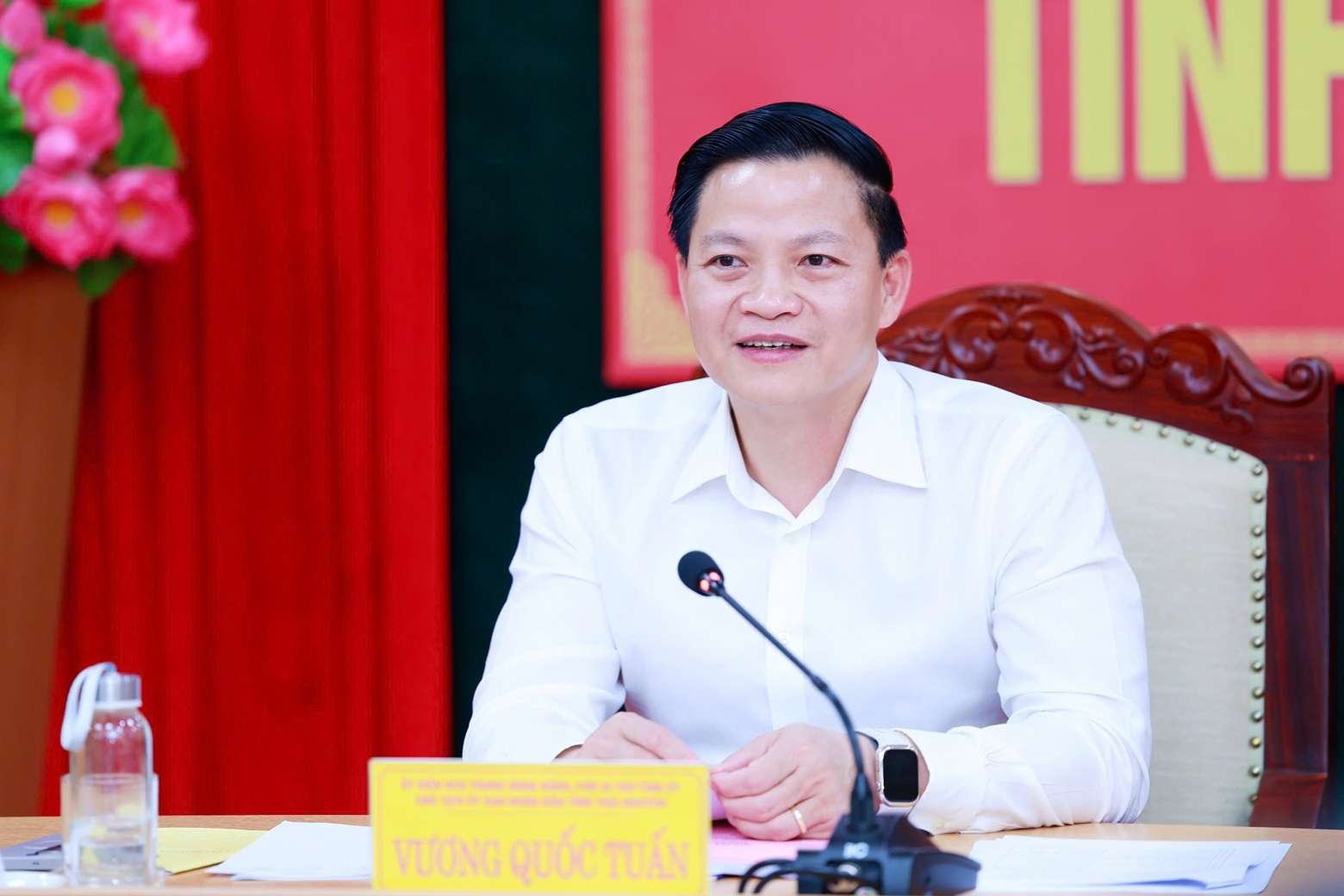 Anh-tin-bai