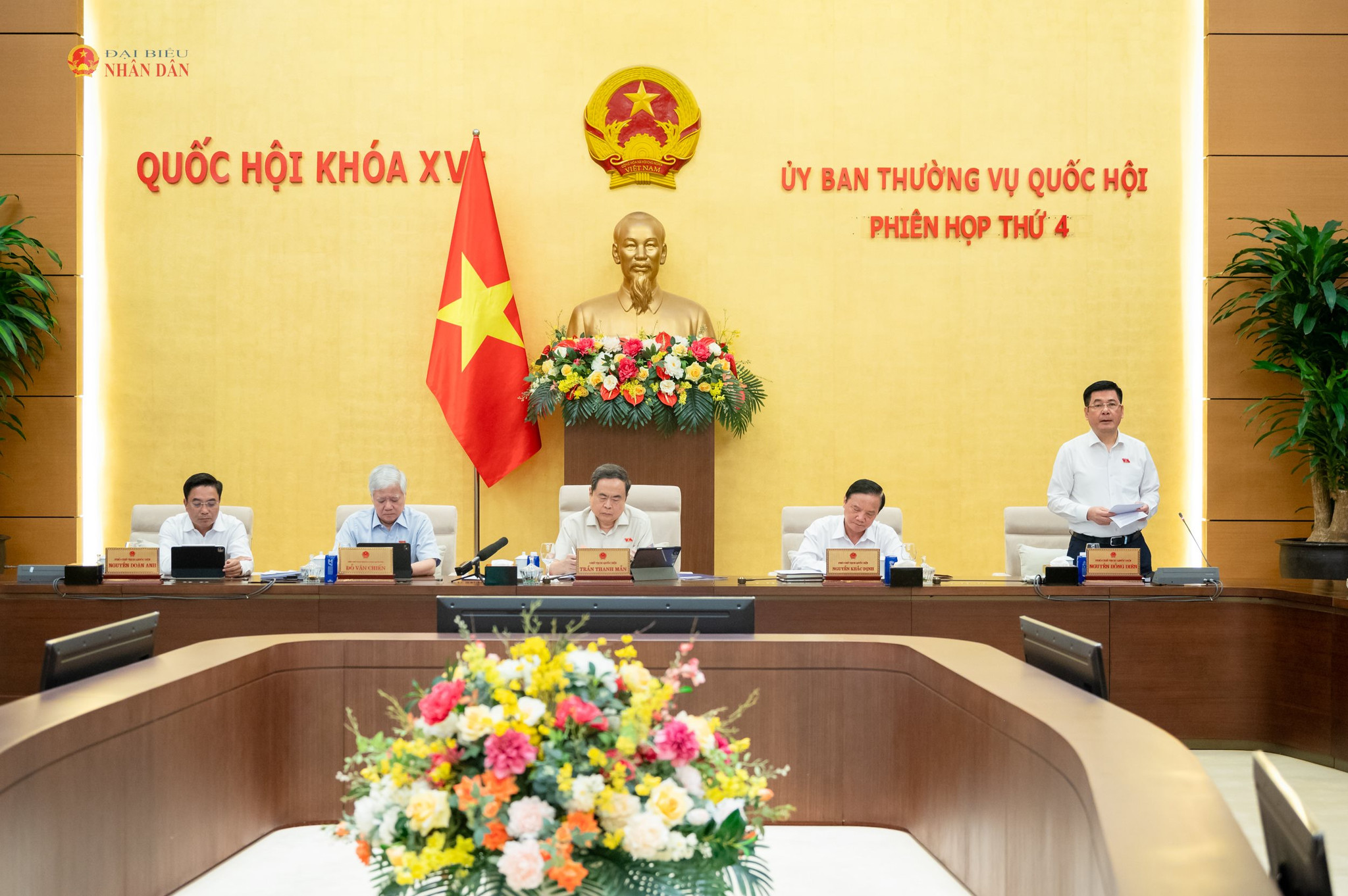 Anh-tin-bai