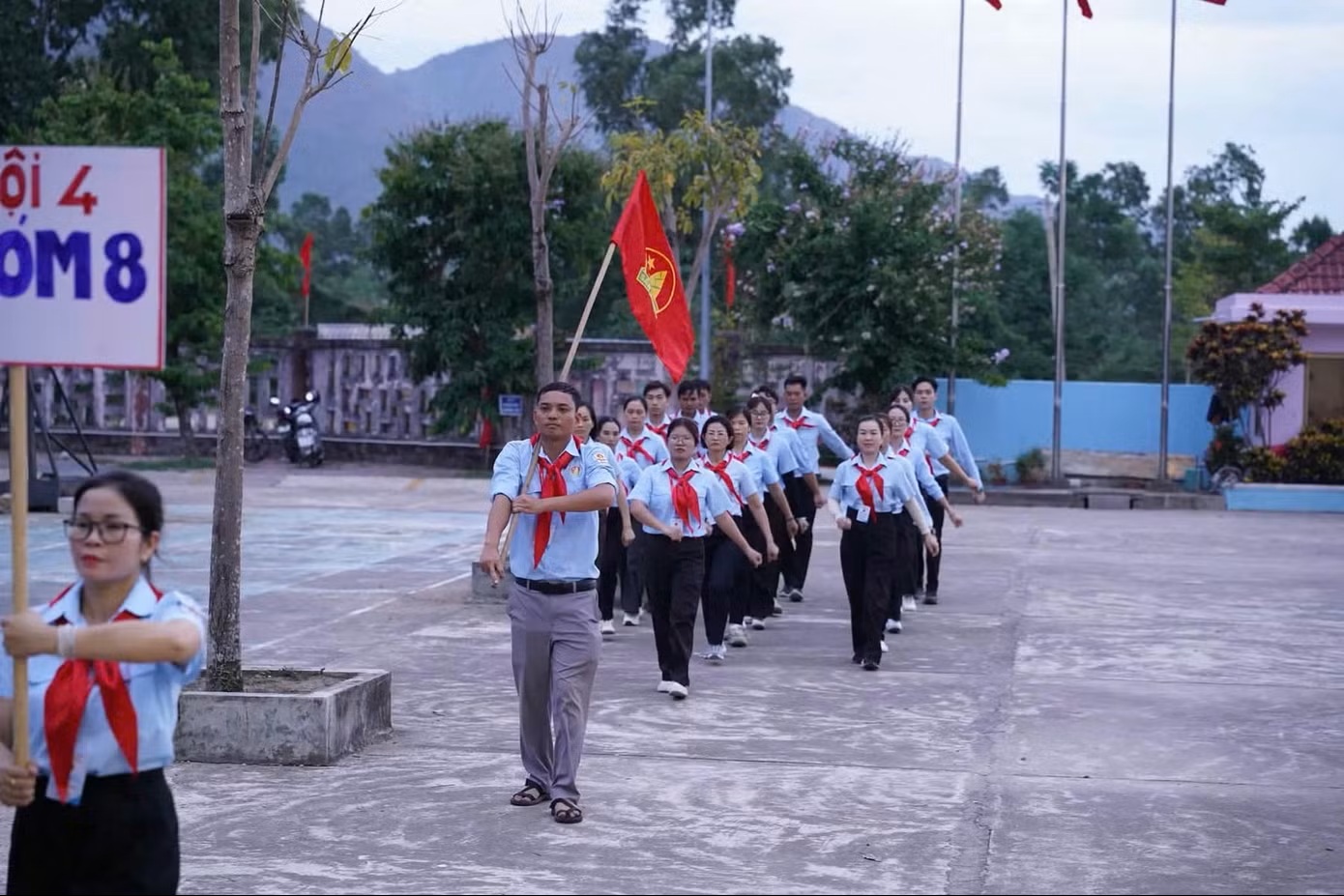 Anh-tin-bai