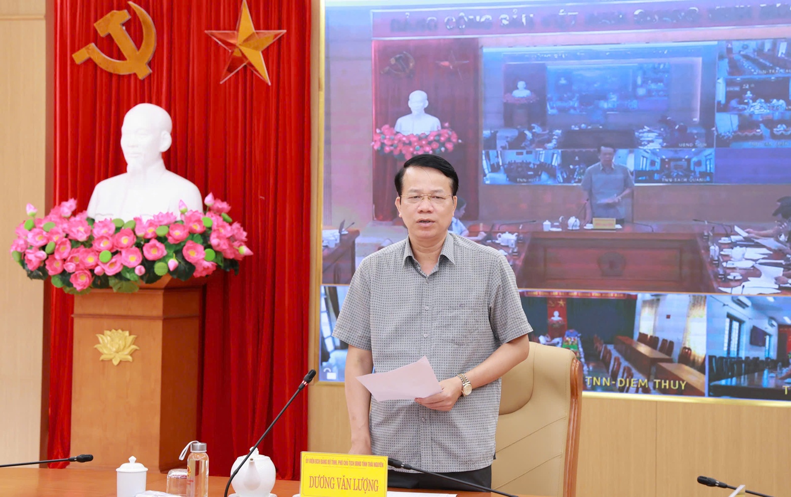 Anh-tin-bai