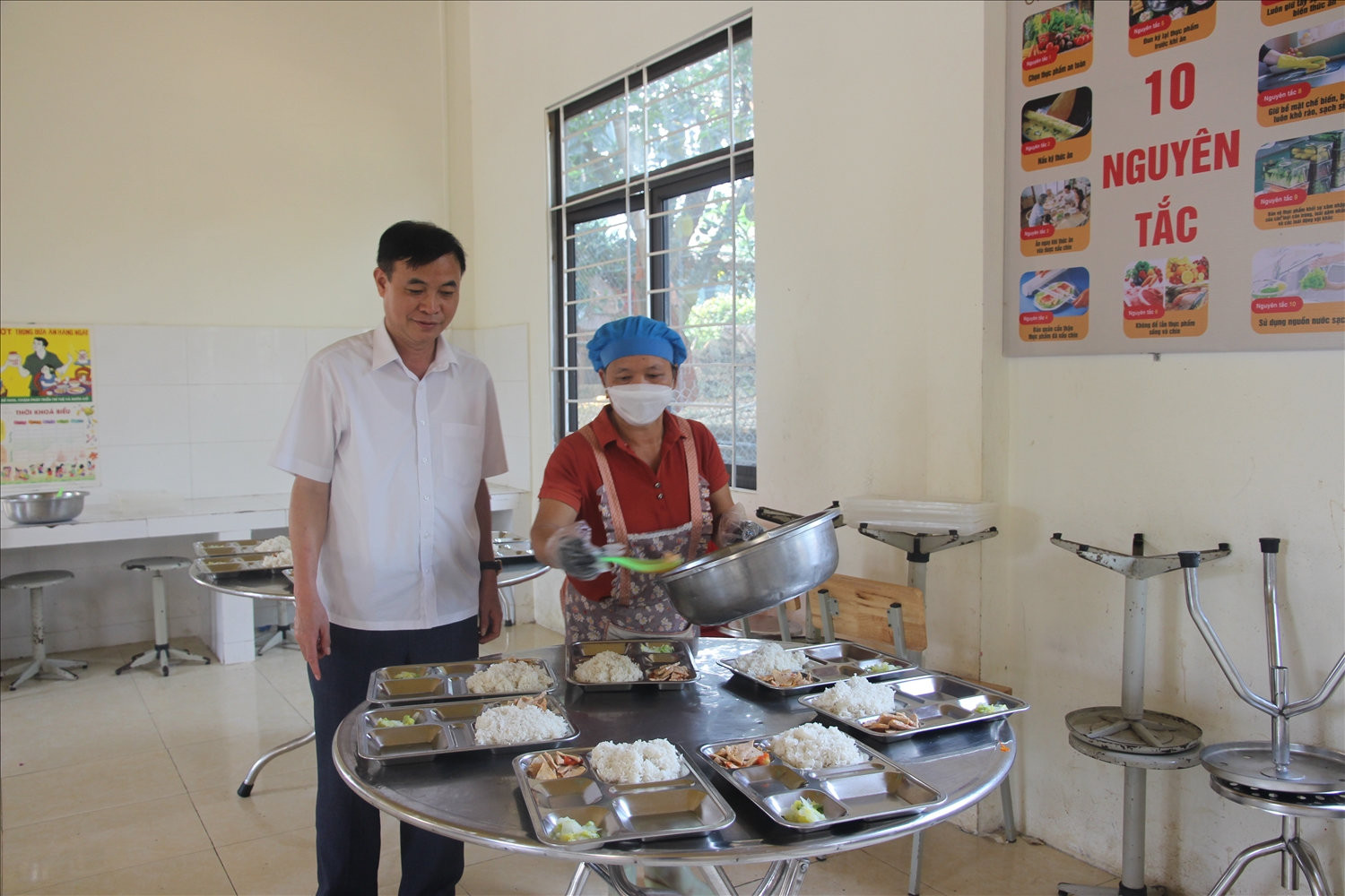 Anh-tin-bai