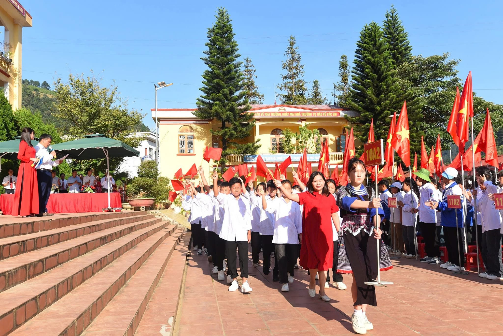 Anh-tin-bai