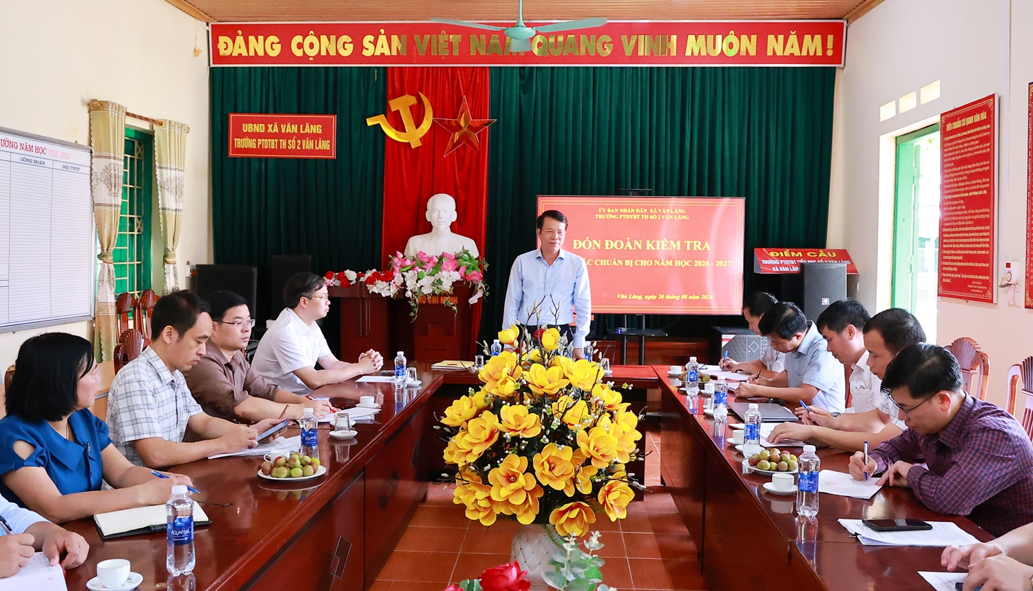 Anh-tin-bai
