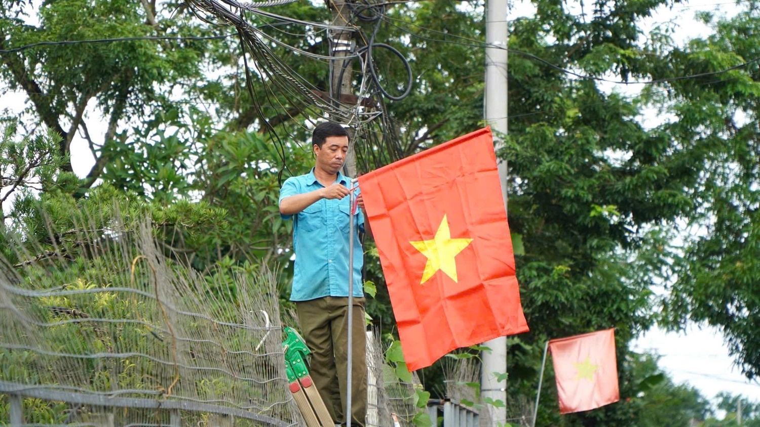 Anh-tin-bai
