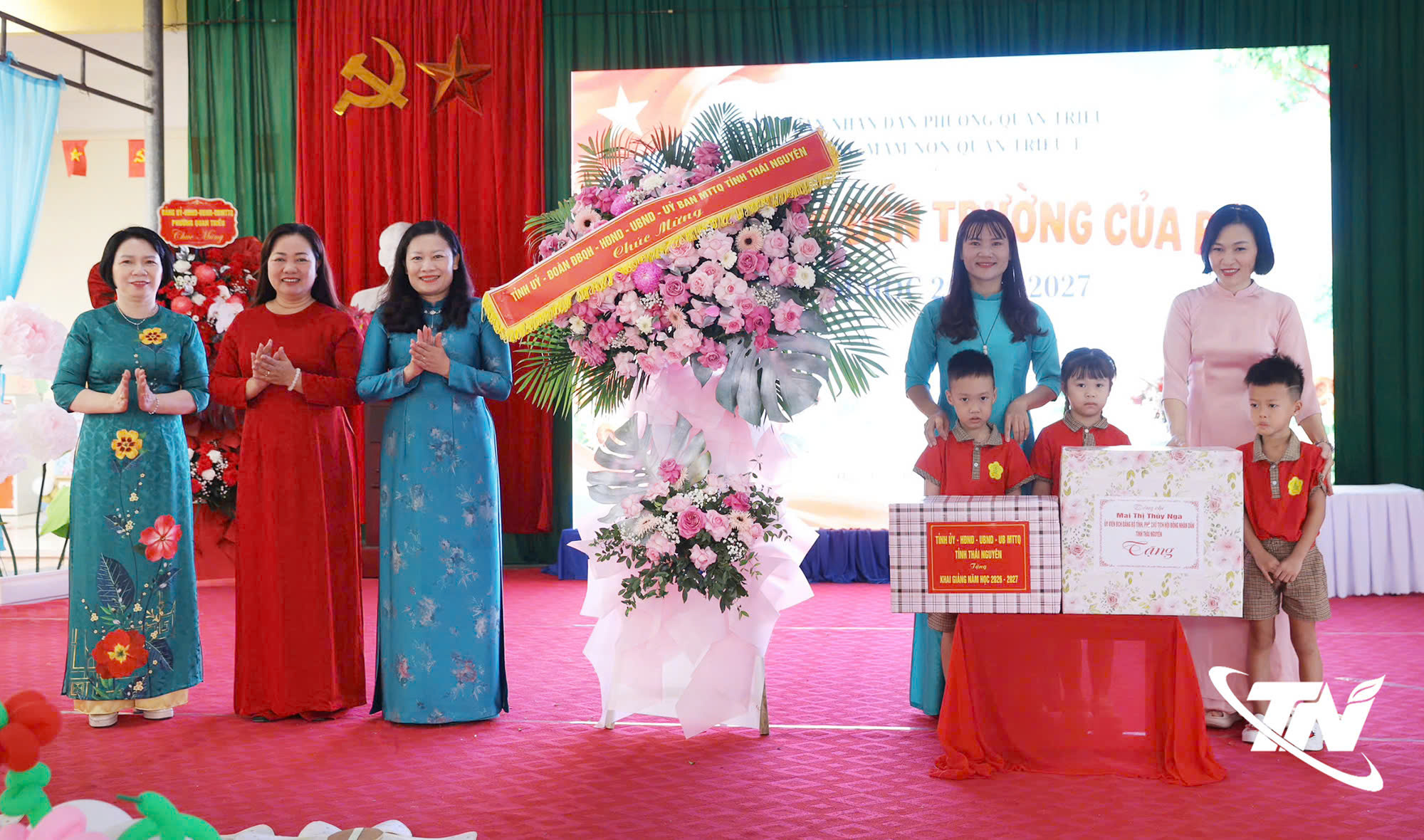 Anh-tin-bai