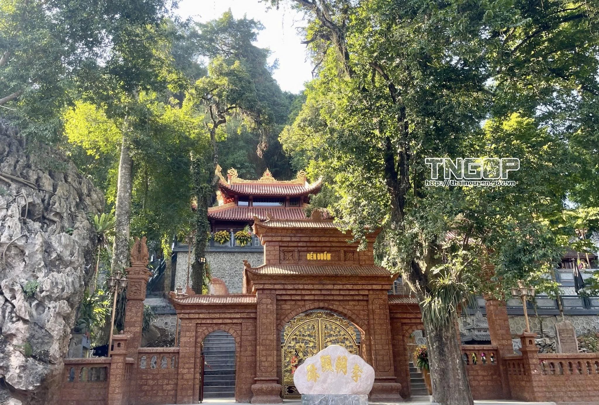 Anh-tin-bai