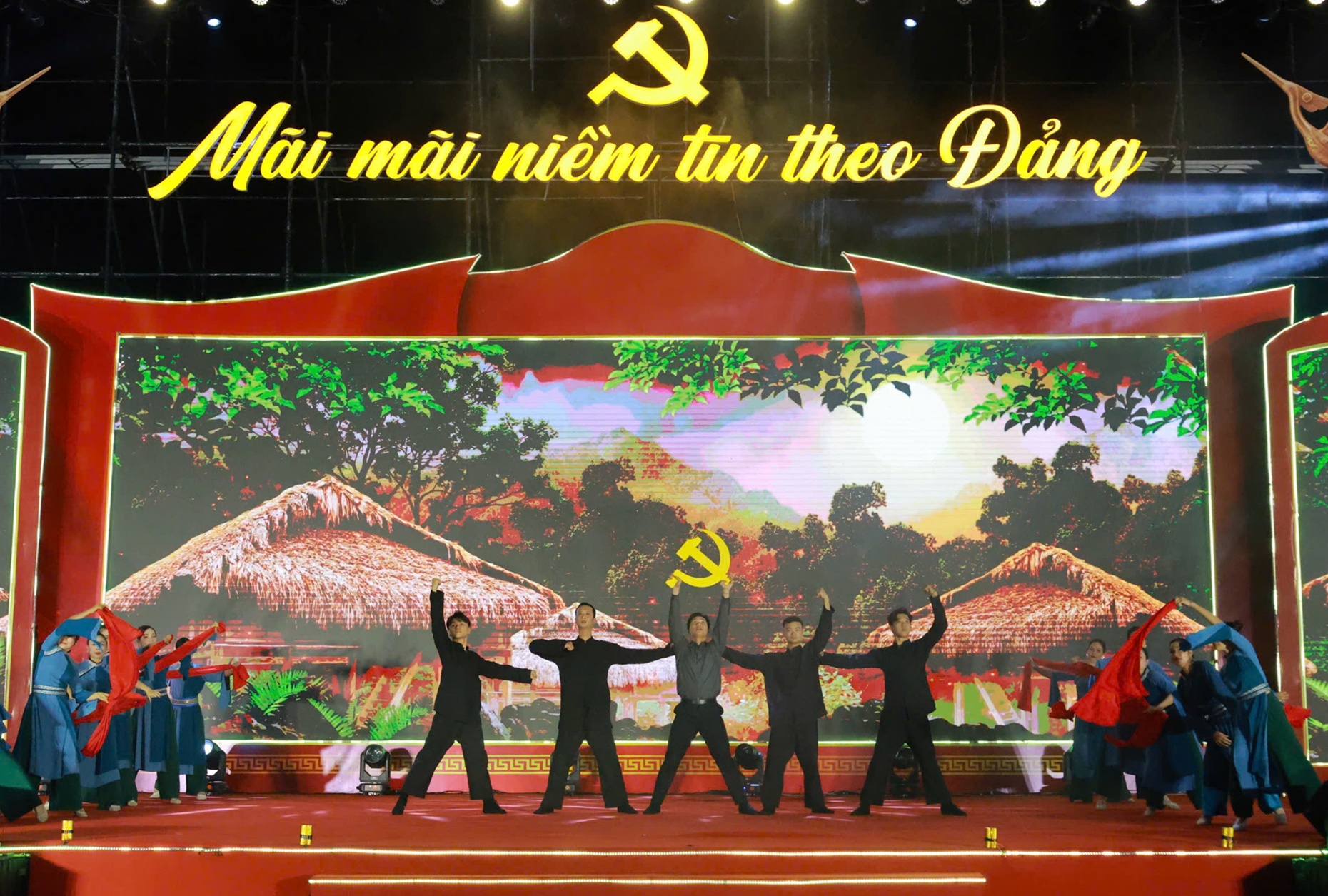 Anh-tin-bai