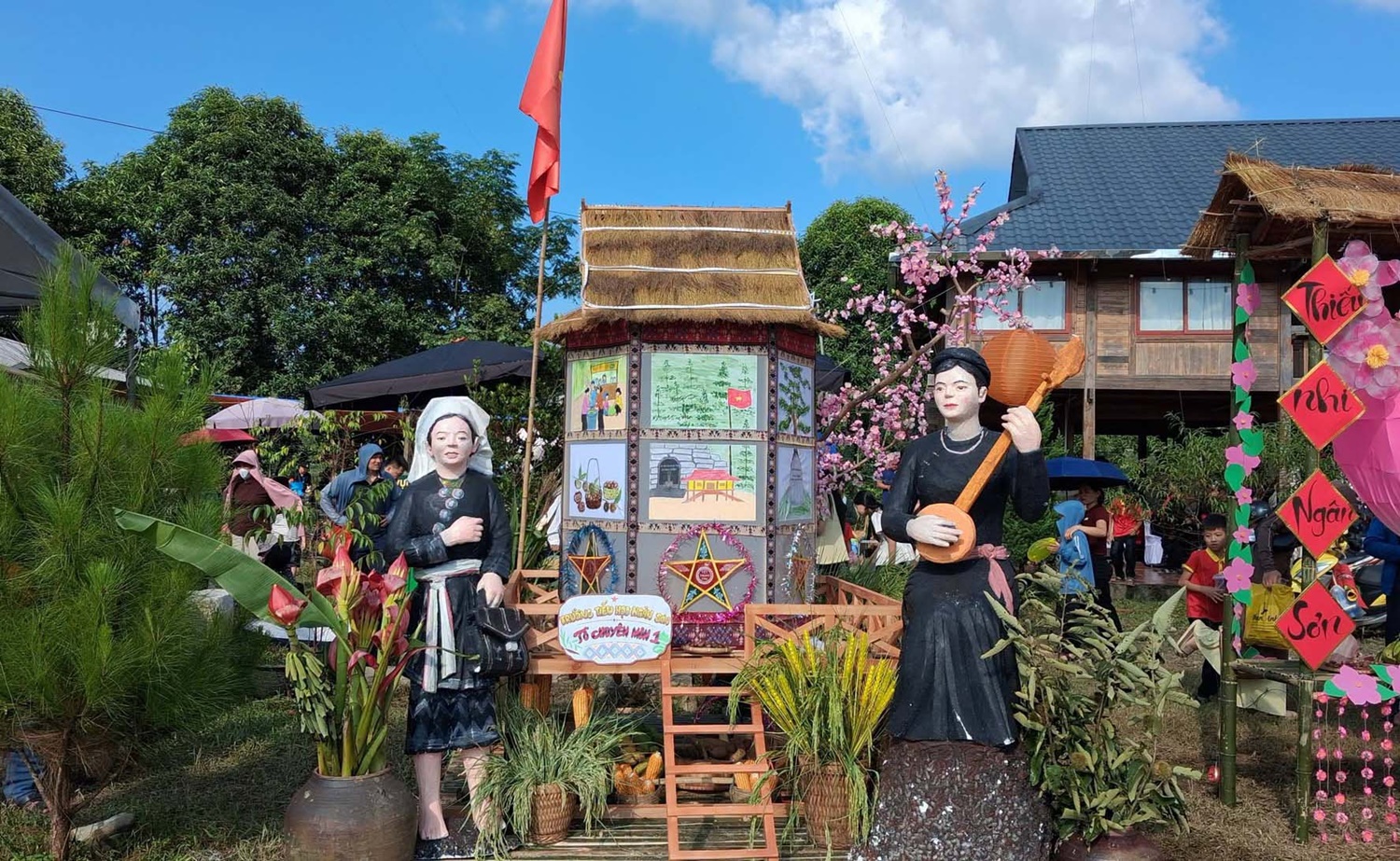 Anh-tin-bai