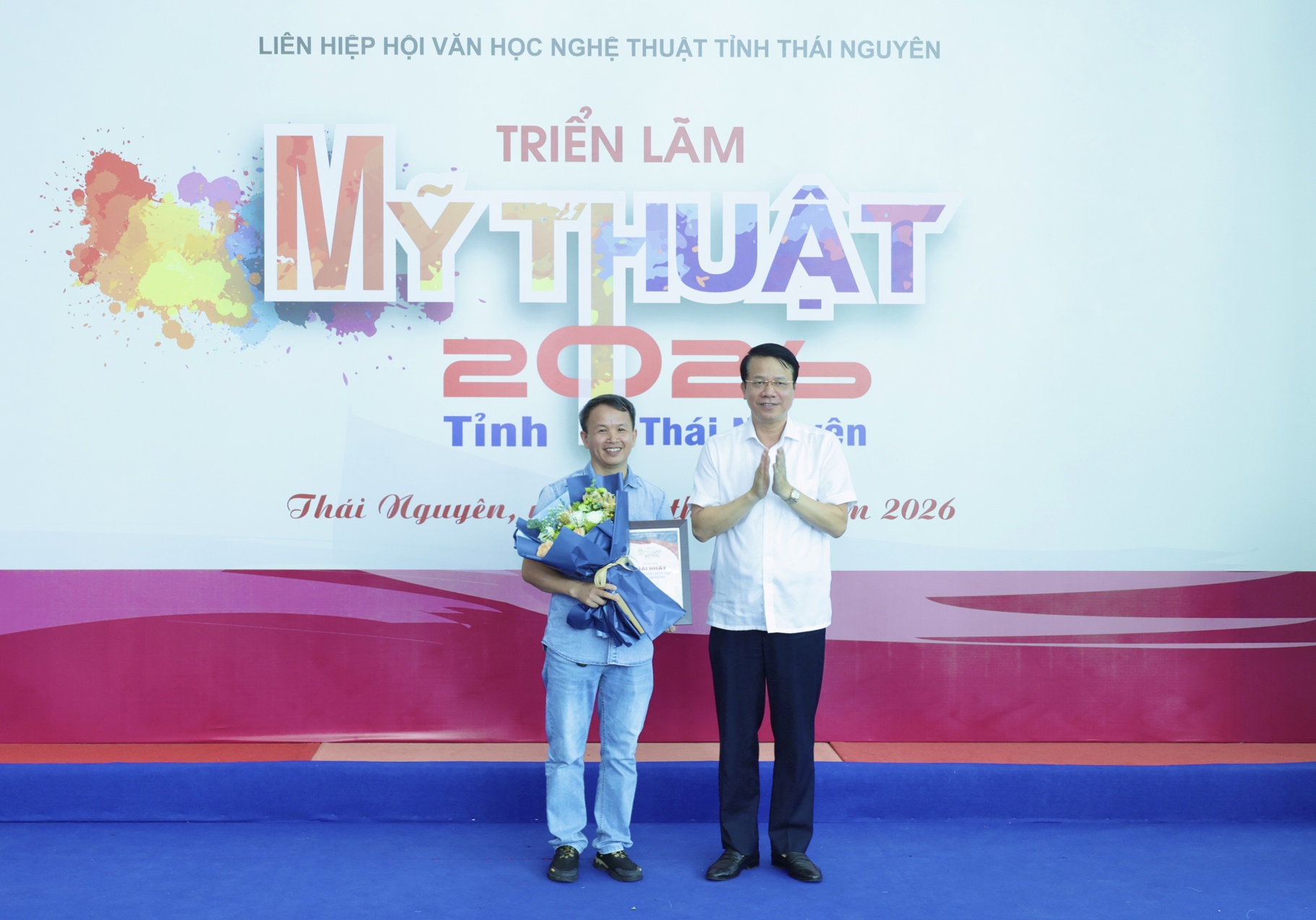 Anh-tin-bai