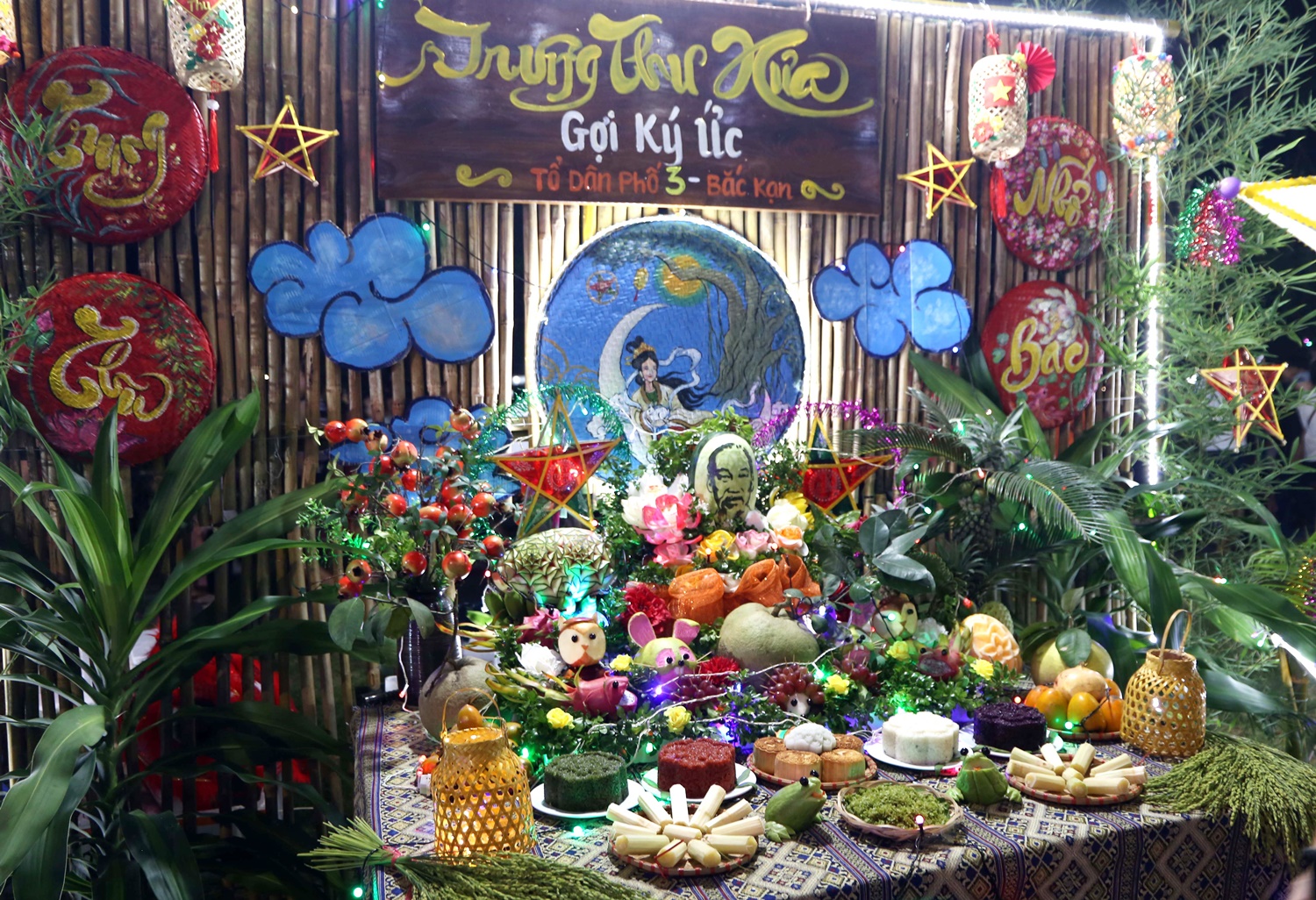 Anh-tin-bai