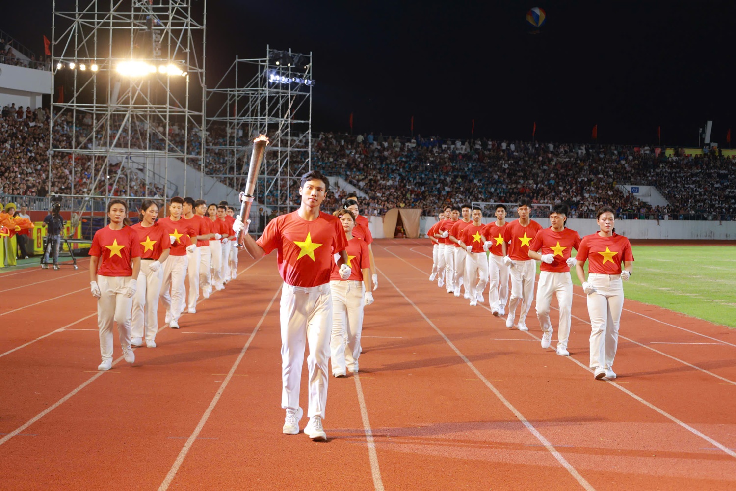 Anh-tin-bai