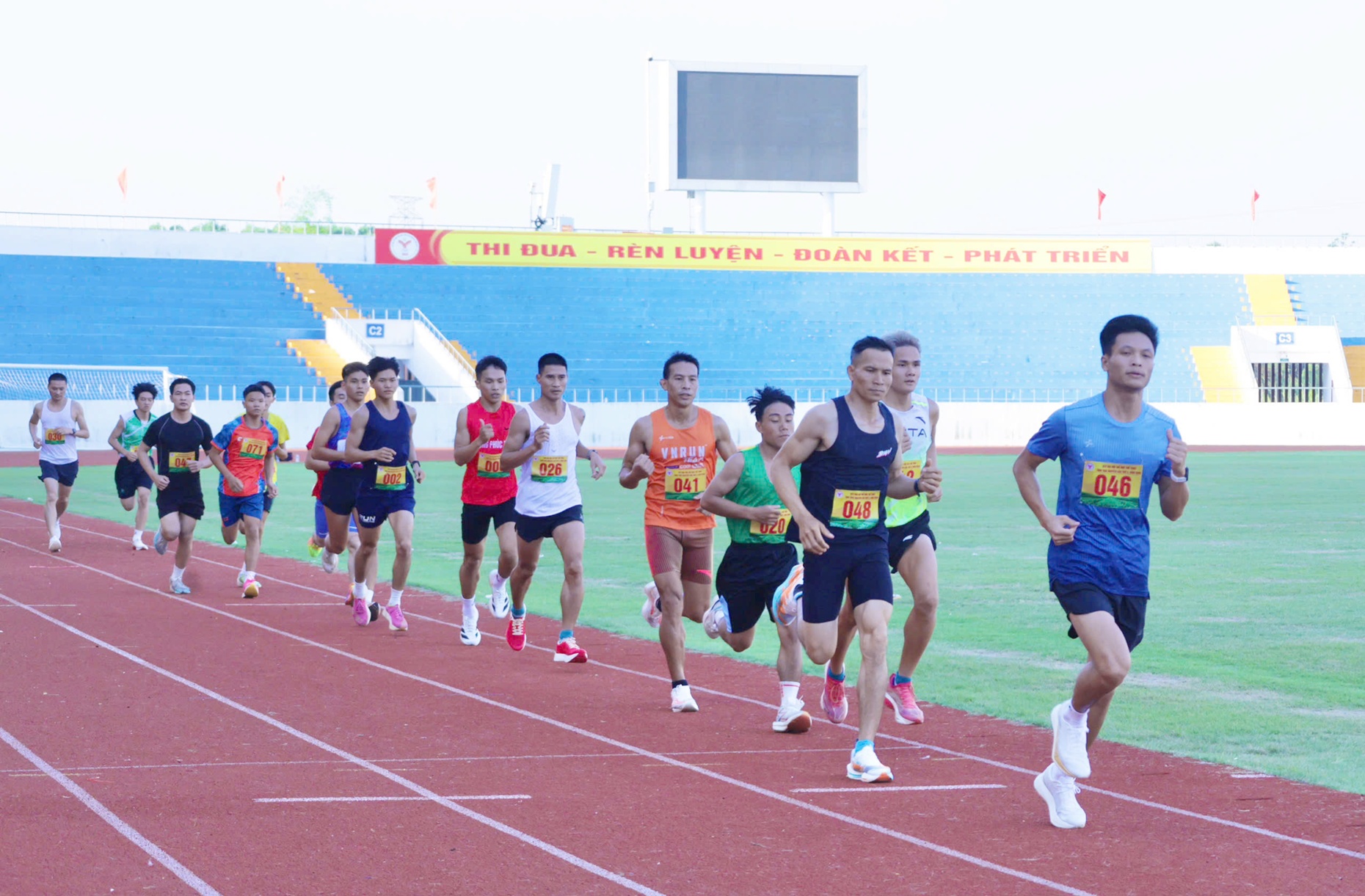 Anh-tin-bai
