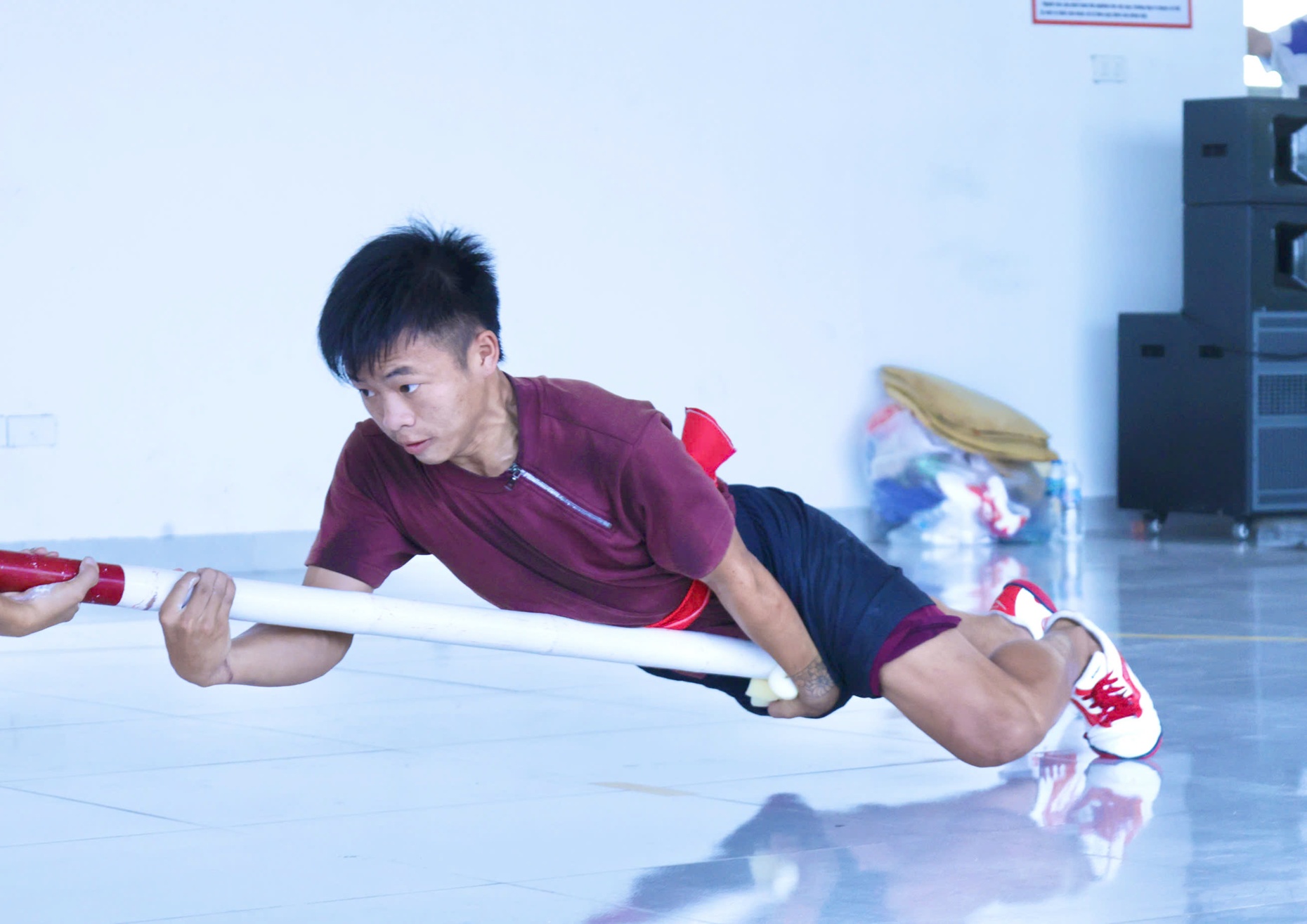 Anh-tin-bai