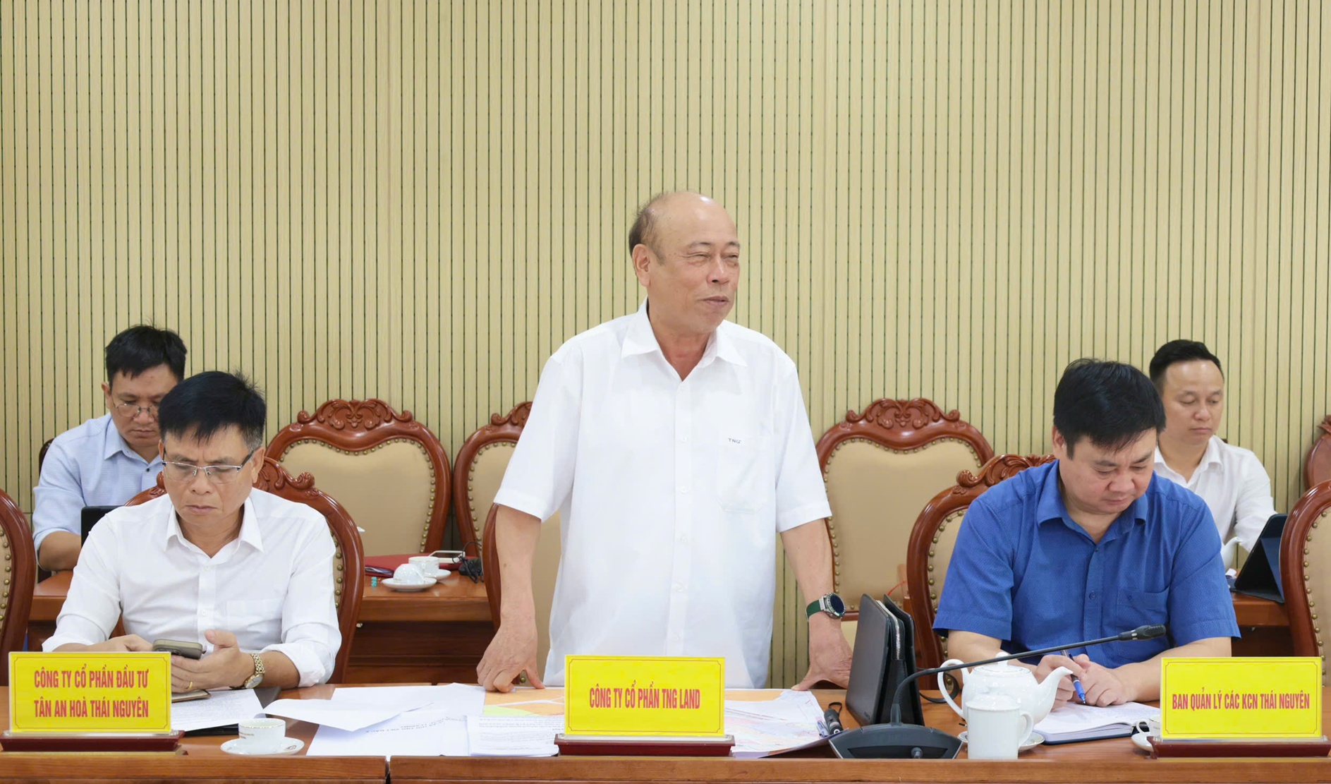 Anh-tin-bai