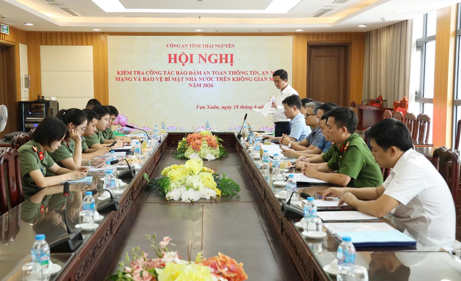 Kiểm tra công tác bảo đảm an toàn thông tin, an ninh mạng tại phường Vạn Xuân
