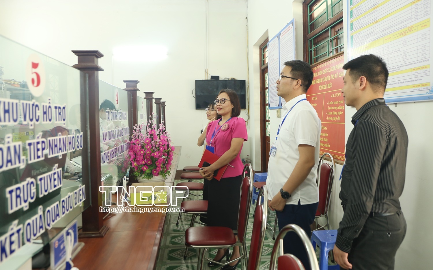 Kiểm tra công vụ và cải cách hành chính tại xã Kim Phượng