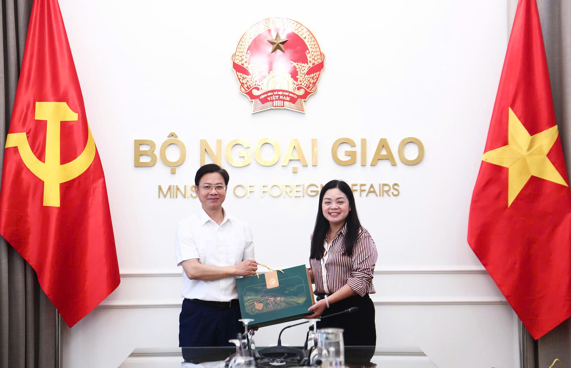 Tỉnh Thái Nguyên làm việc với Bộ Ngoại giao về công tác chuẩn bị Festival Trà Quốc tế - Thái Nguyên năm 2026
