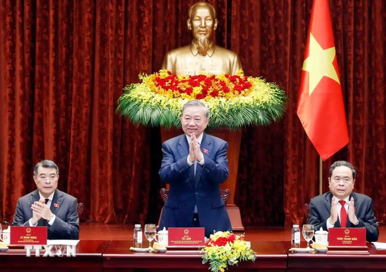 Tiếp tục đổi mới căn bản tư duy về công tác dân tộc và chính sách dân tộc