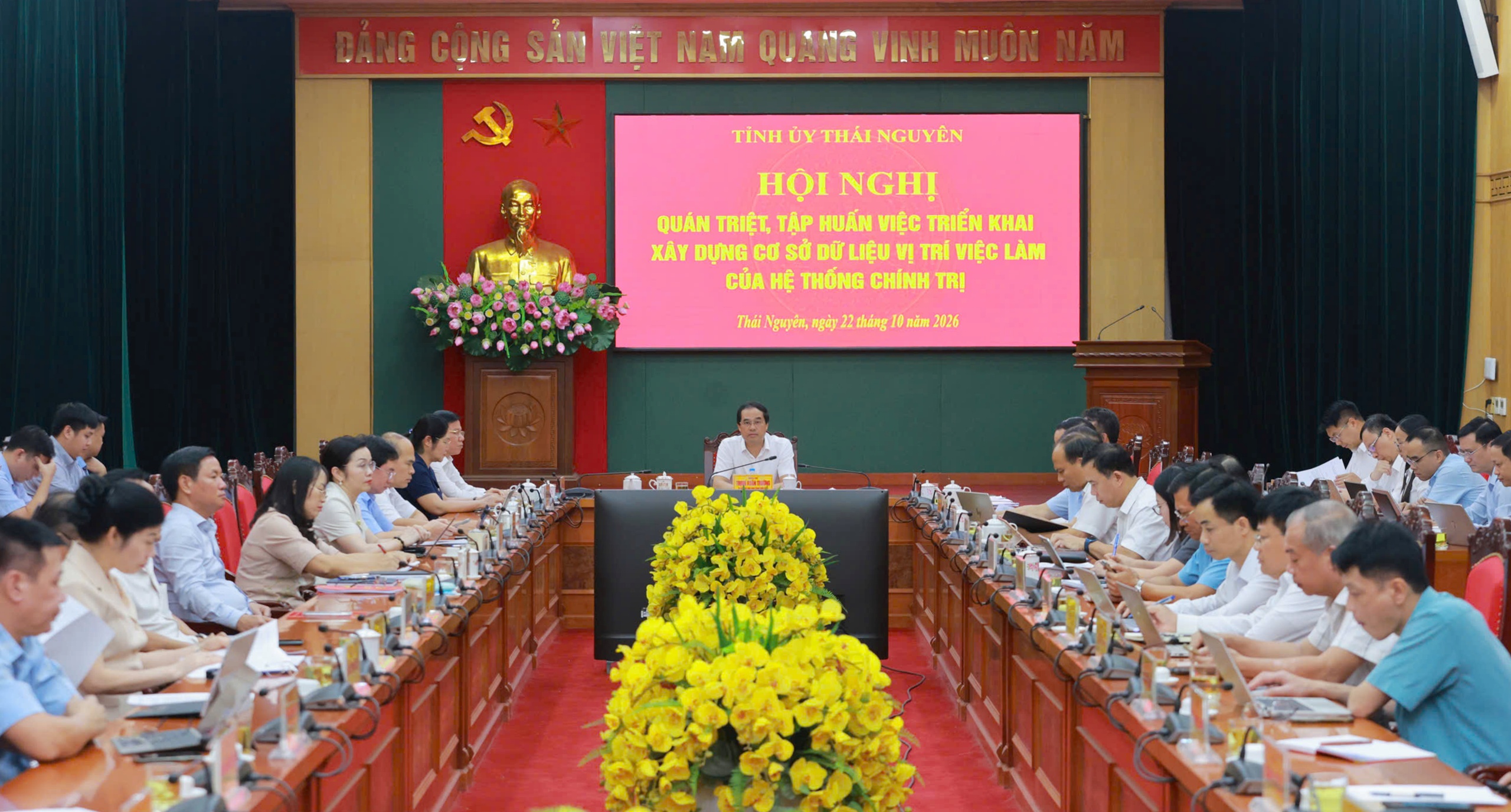 Tập trung hoàn thành cơ sở dữ liệu vị trí việc làm trong hệ thống chính trị năm 2026