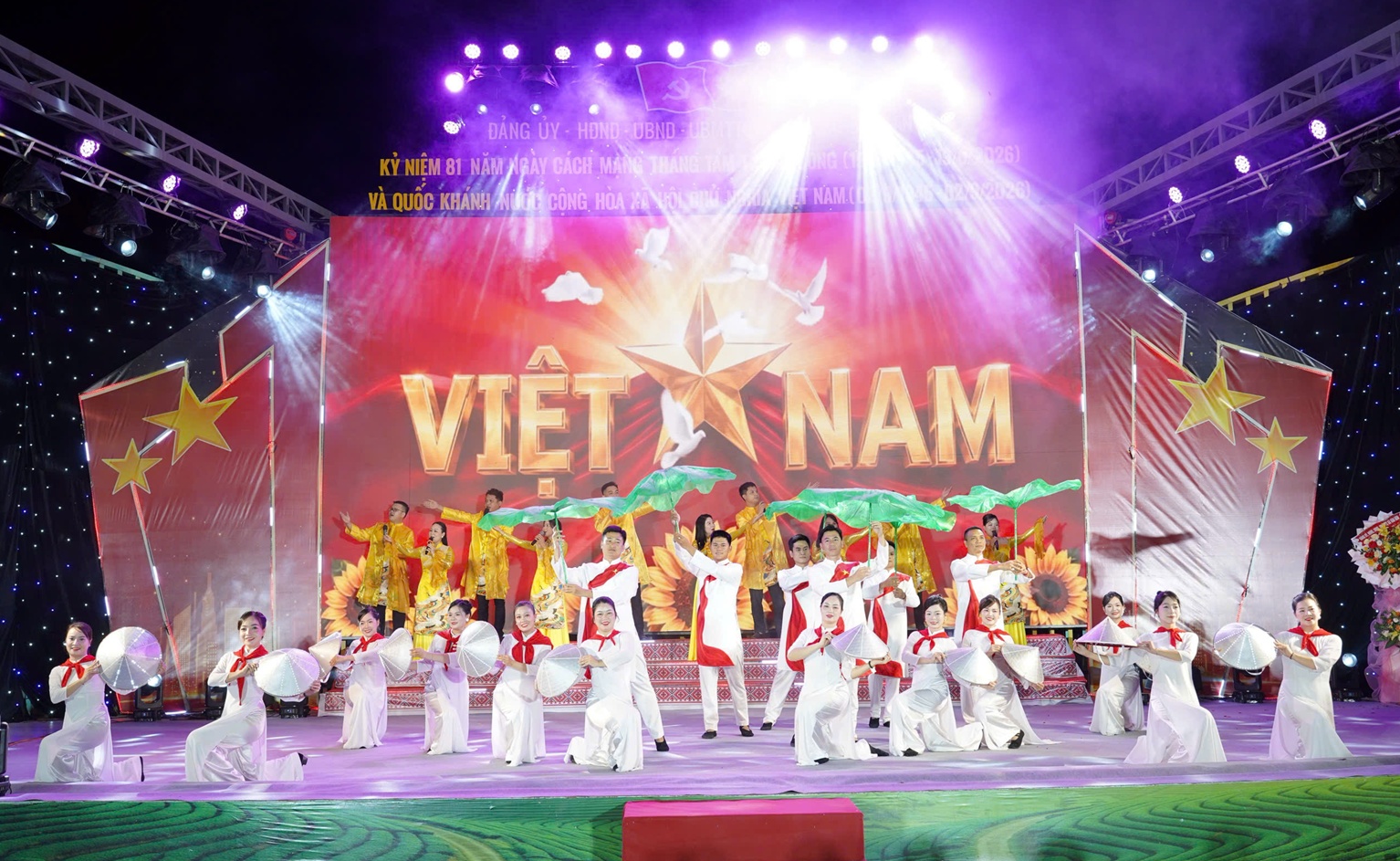 “Tháng Tám mùa thu - Khúc ca độc lập” ngân vang giữa lòng phường Bắc Kạn